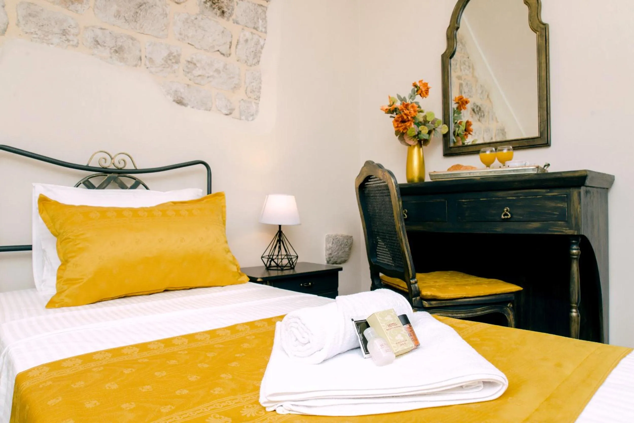 Bed in D & Sons Apartments