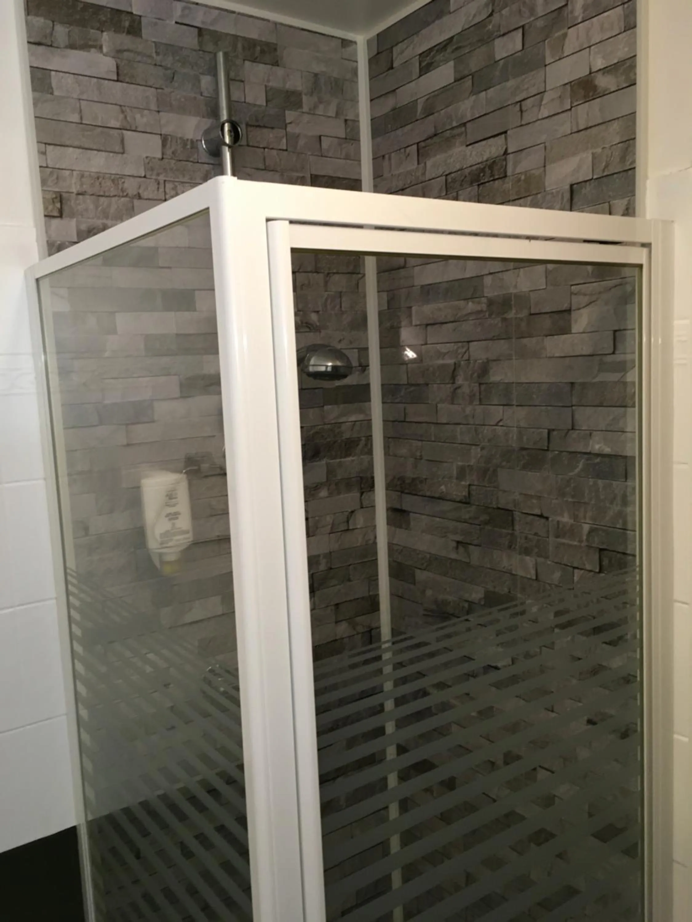 Bathroom in Hotel Dorele