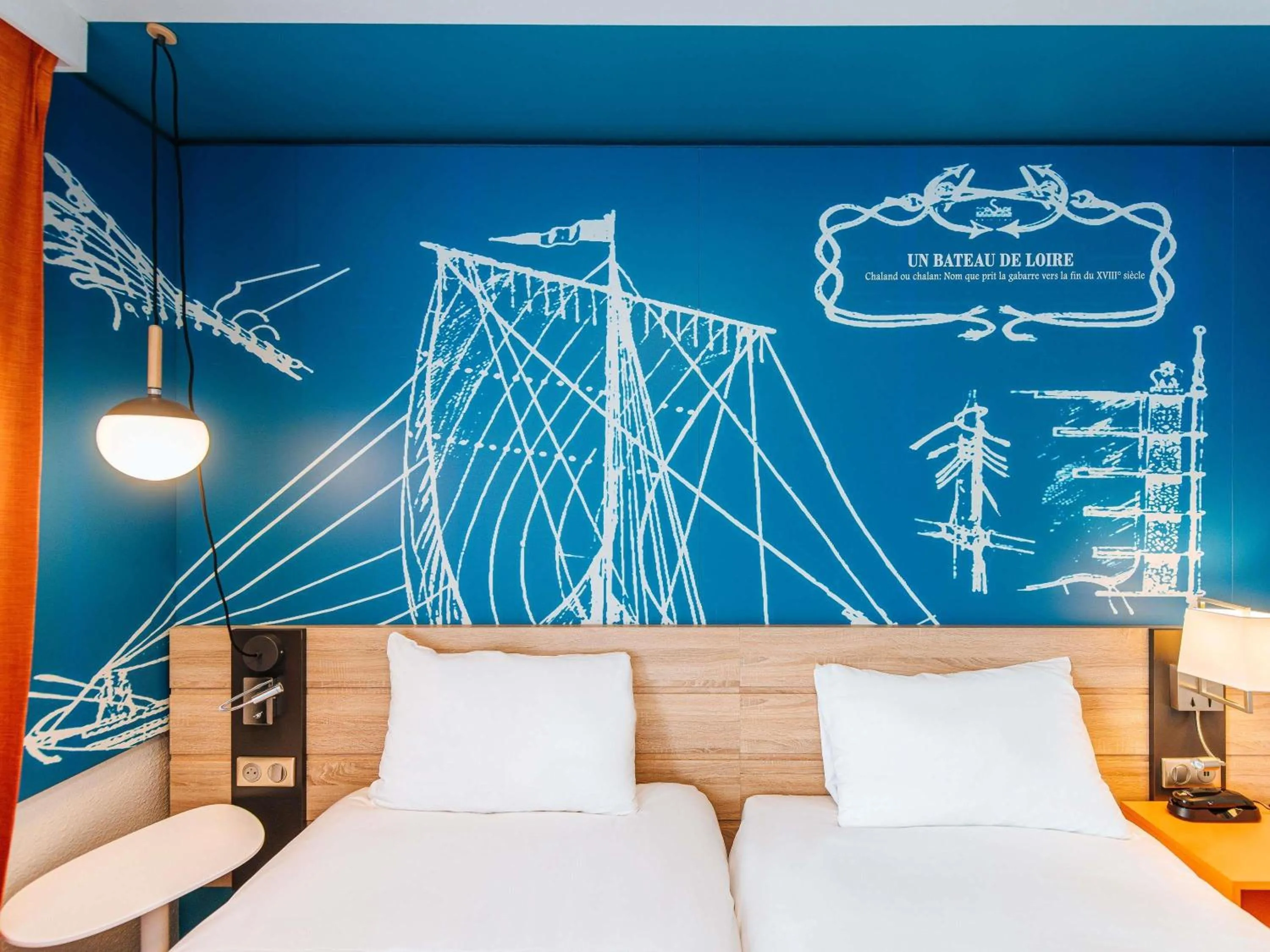 Bedroom, Bed in ibis Styles Ancenis Centre