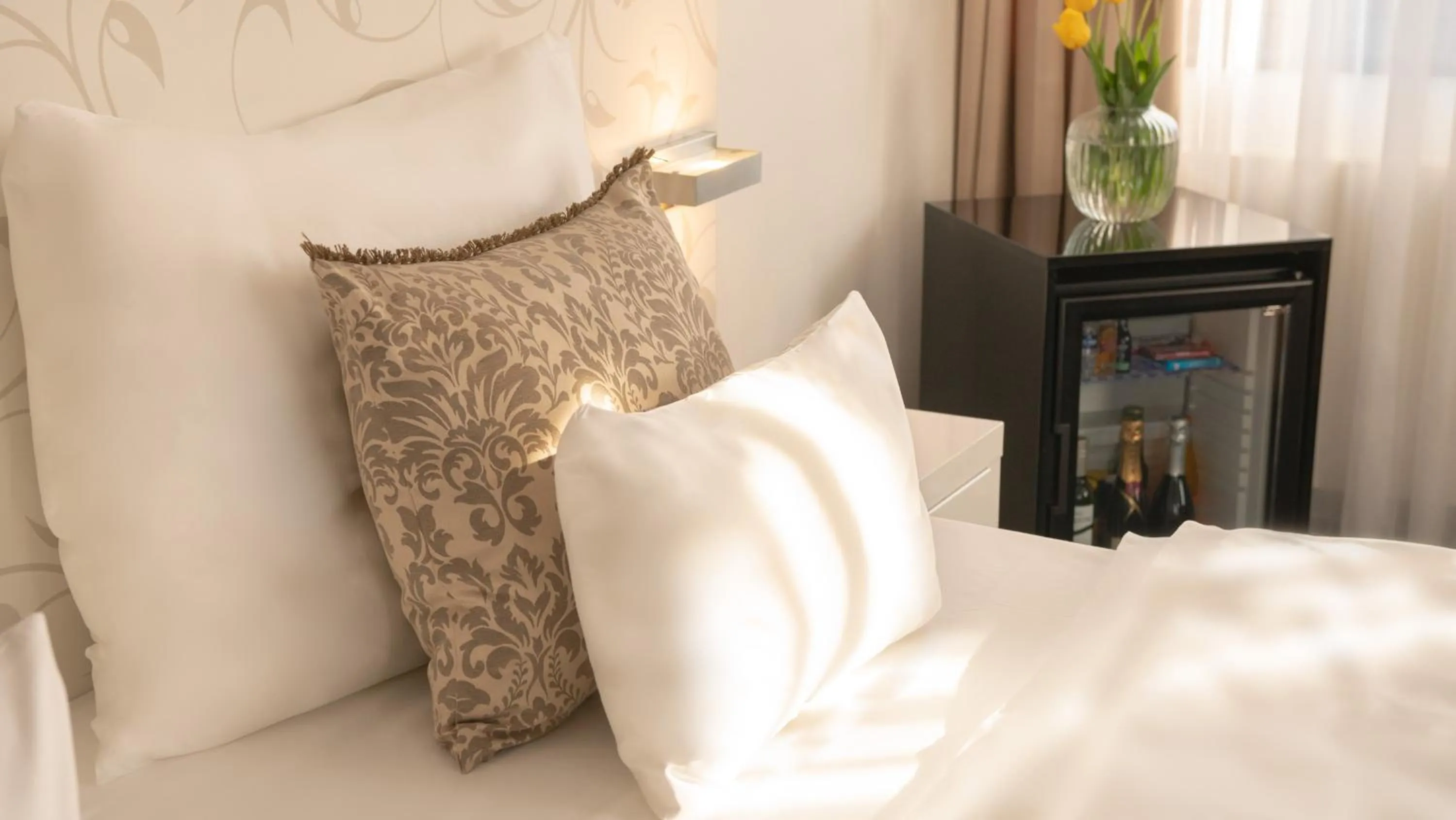 Bed in Hotel Savoy Špindlerův Mlýn