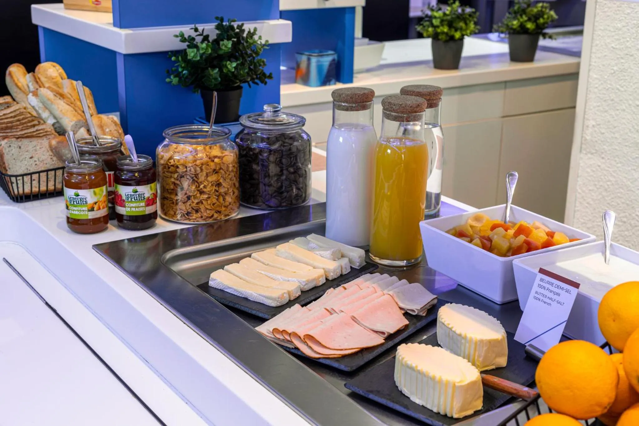 Breakfast in ibis budget Saint Lô