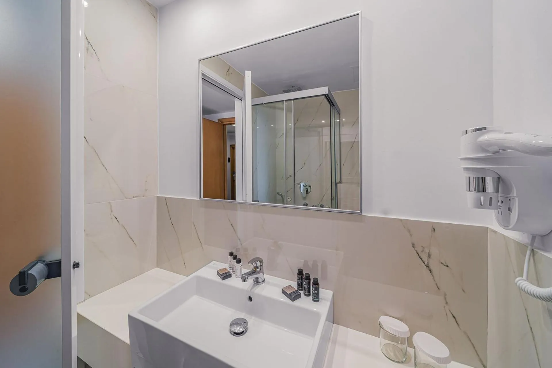 Bathroom in Glaros Beach Hotel