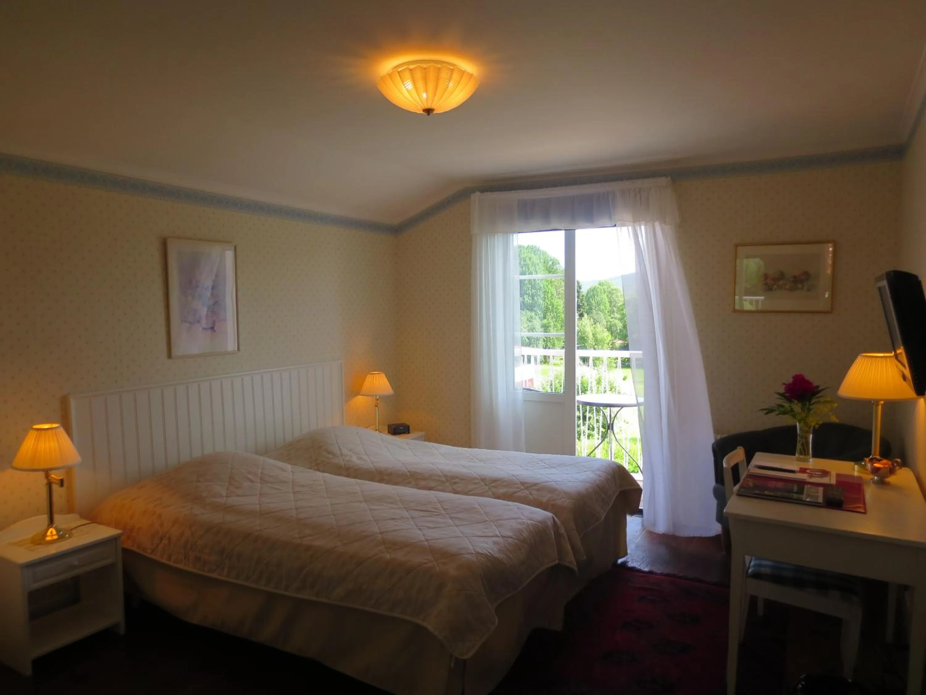 Day, Bed in Järvsöbaden