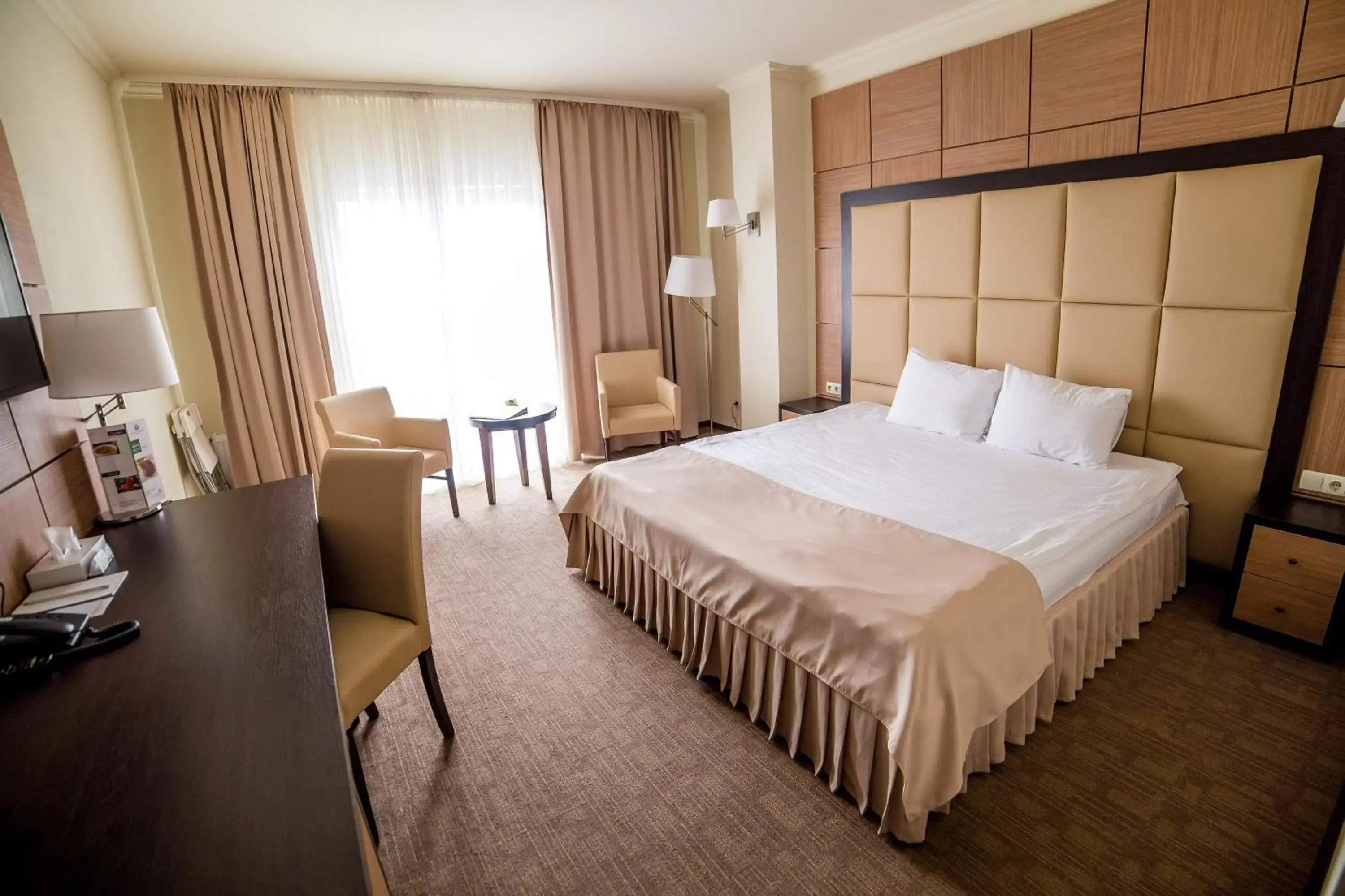 Superior Double Room in Green Park Hotel & SPA Superior Double Room in Green Park Hotel & SPA