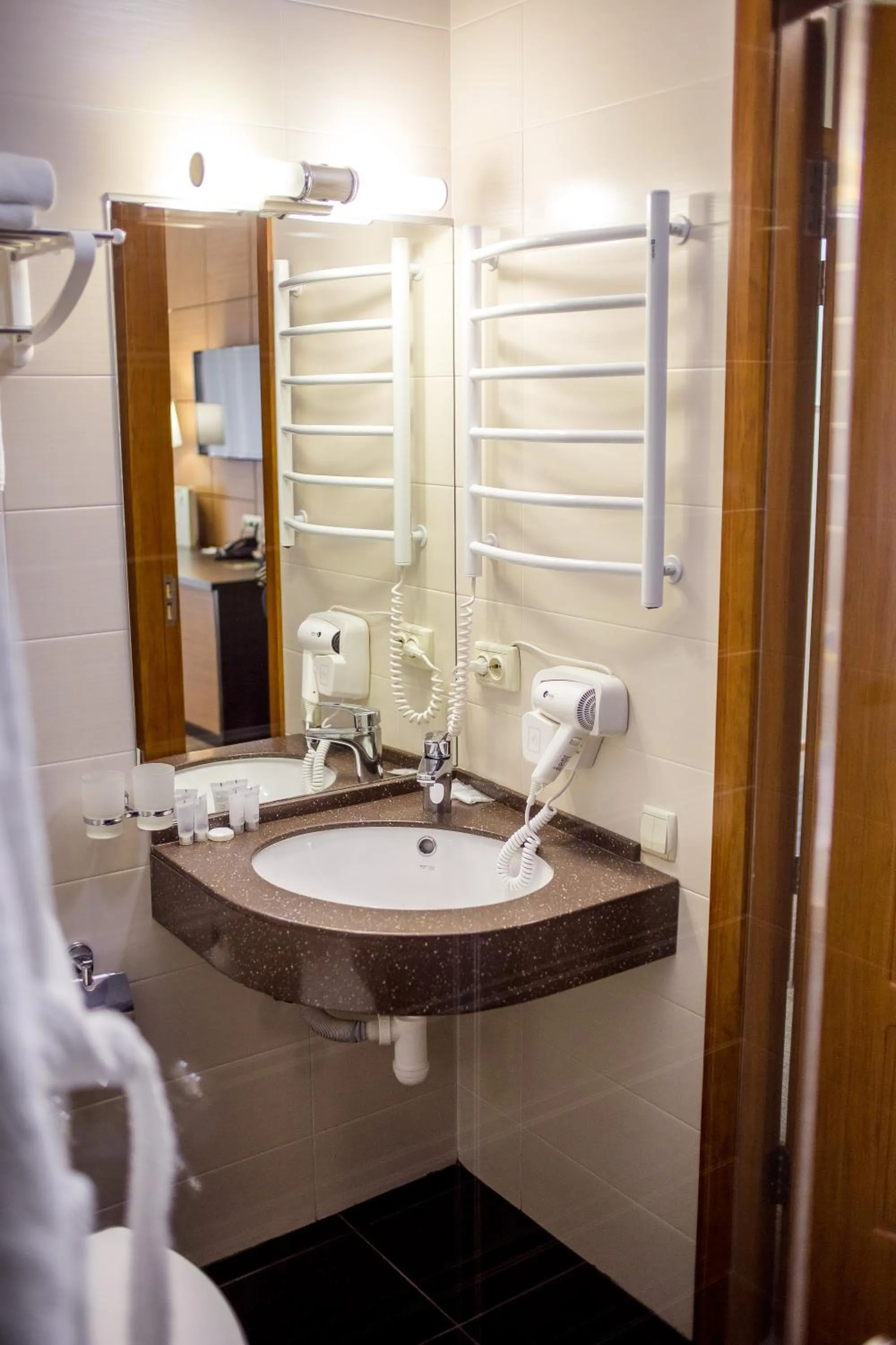 Shower in Green Park Hotel & SPA