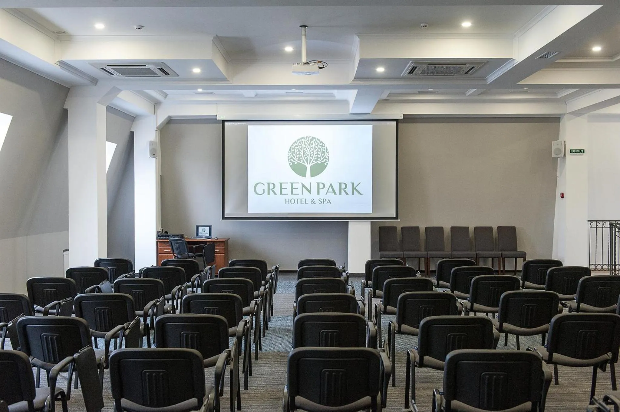 Meeting/conference room in Green Park Hotel & SPA
