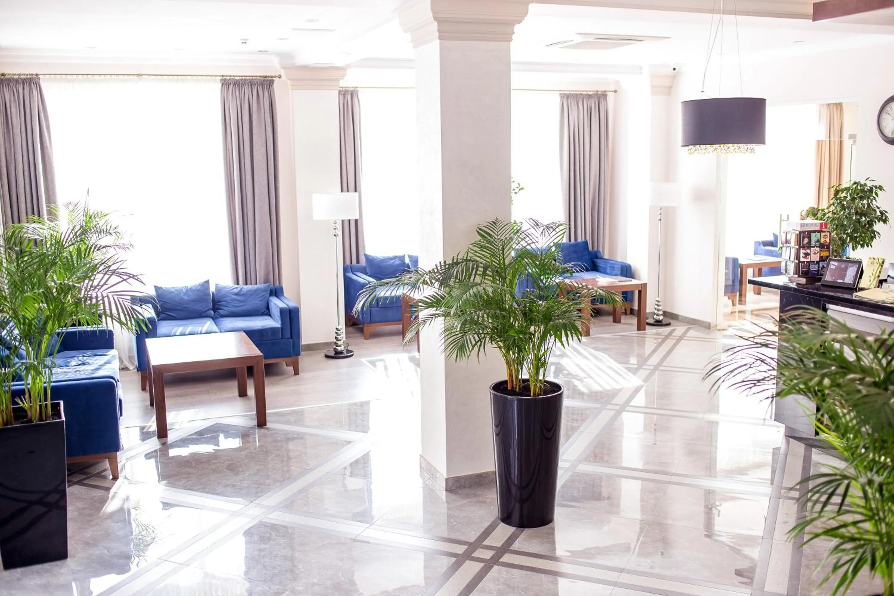 Lobby or reception in Green Park Hotel & SPA