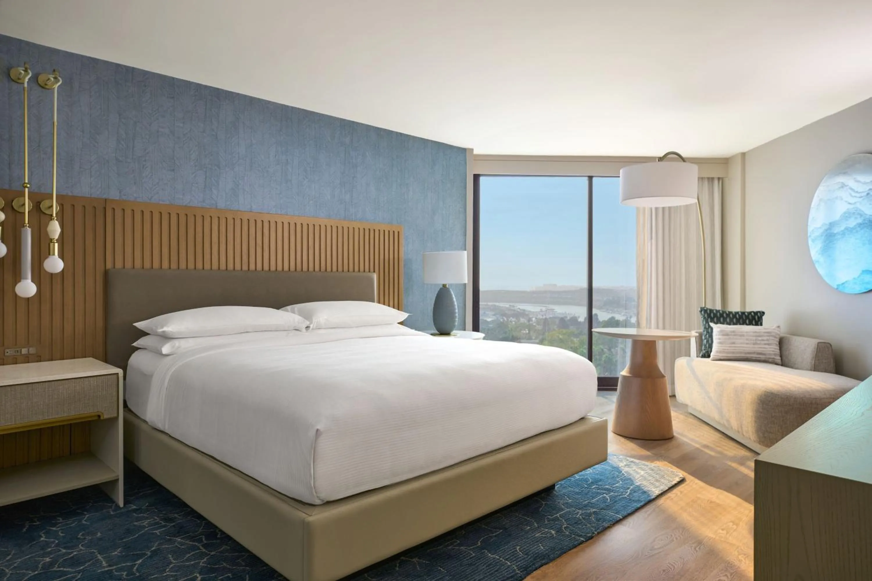 Bedroom, Bed in VEA Newport Beach, a Marriott Resort & Spa