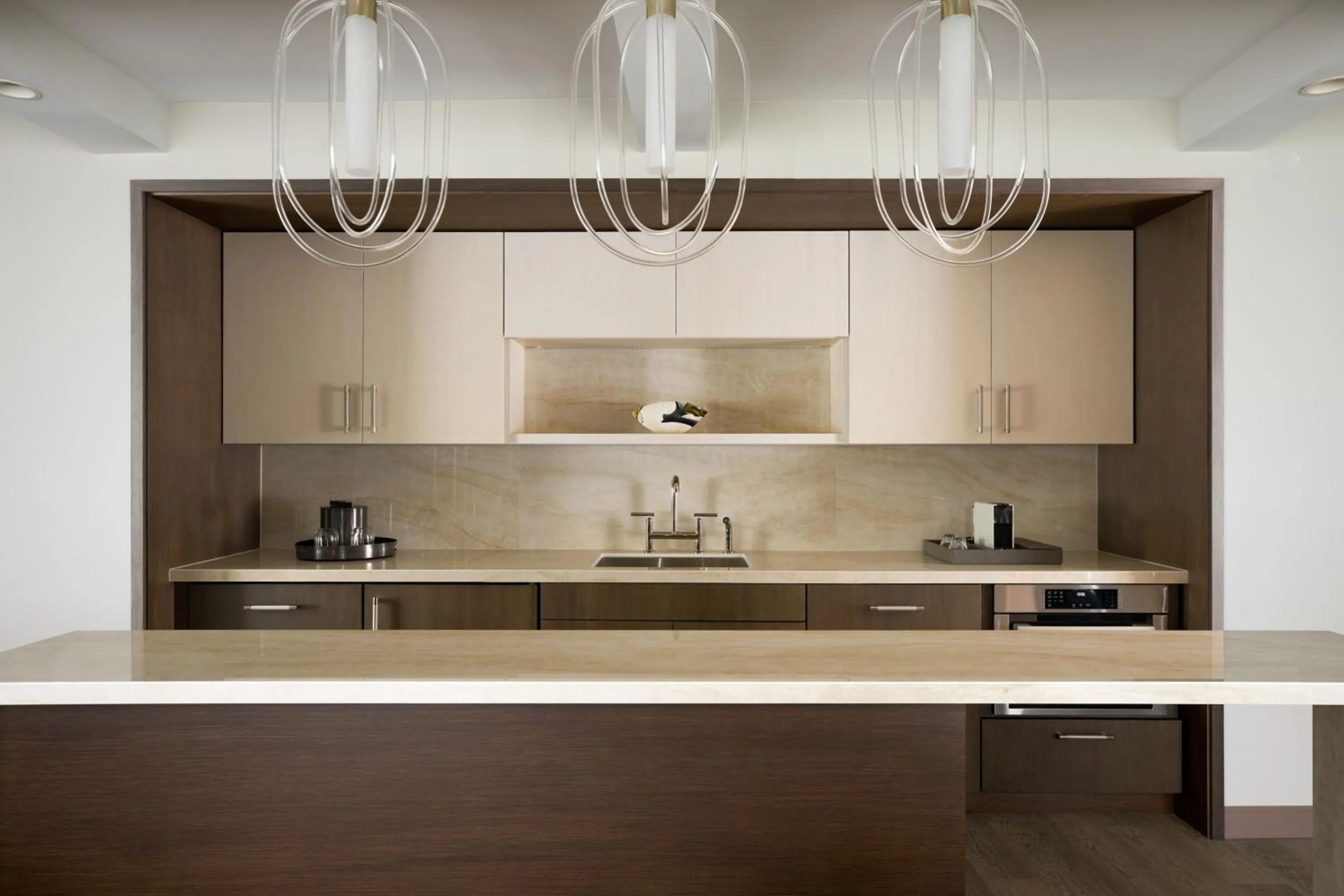 Kitchen or kitchenette in VEA Newport Beach, a Marriott Resort & Spa