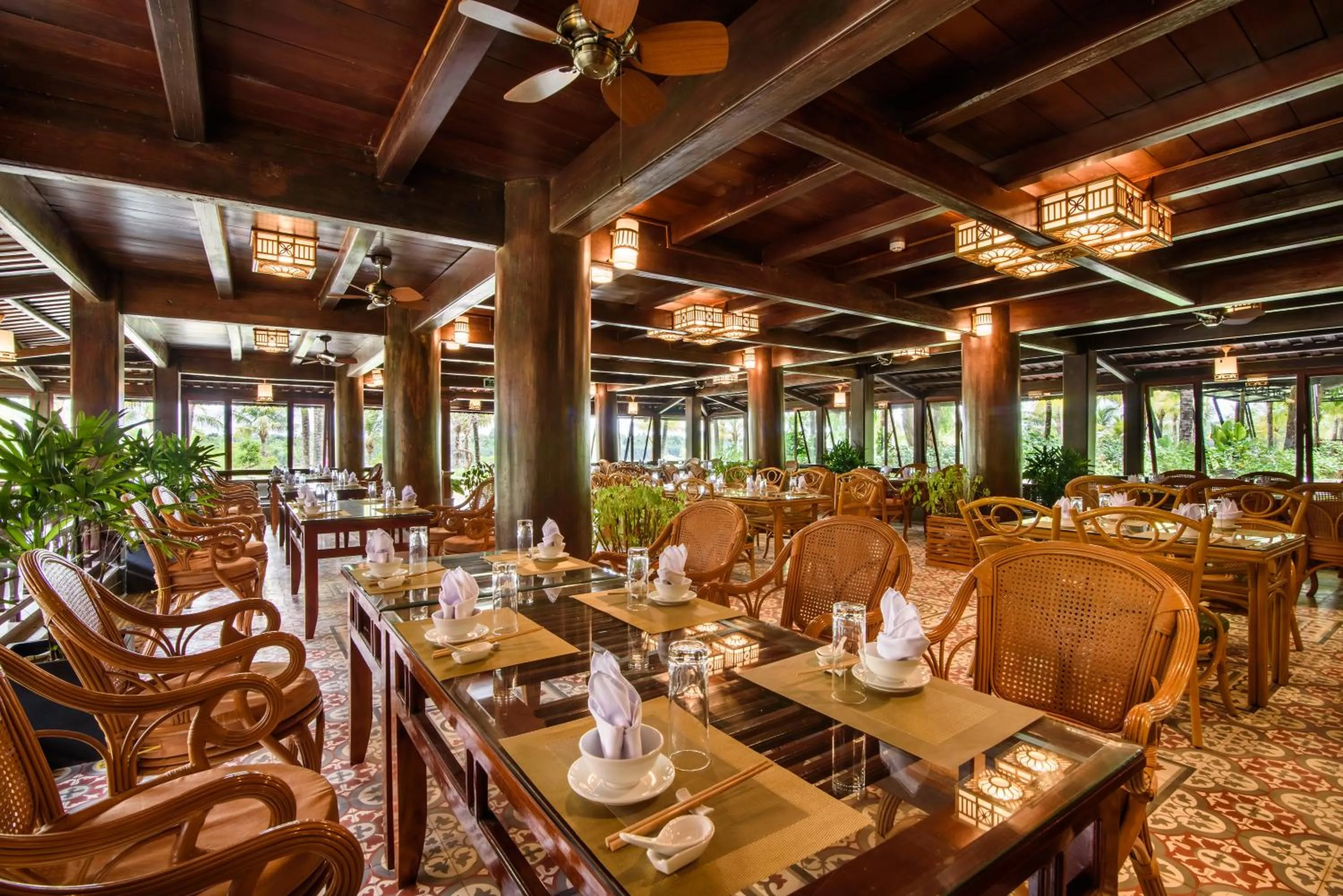 Restaurant/places to eat in Sankofa Village Hill Resort & Spa
