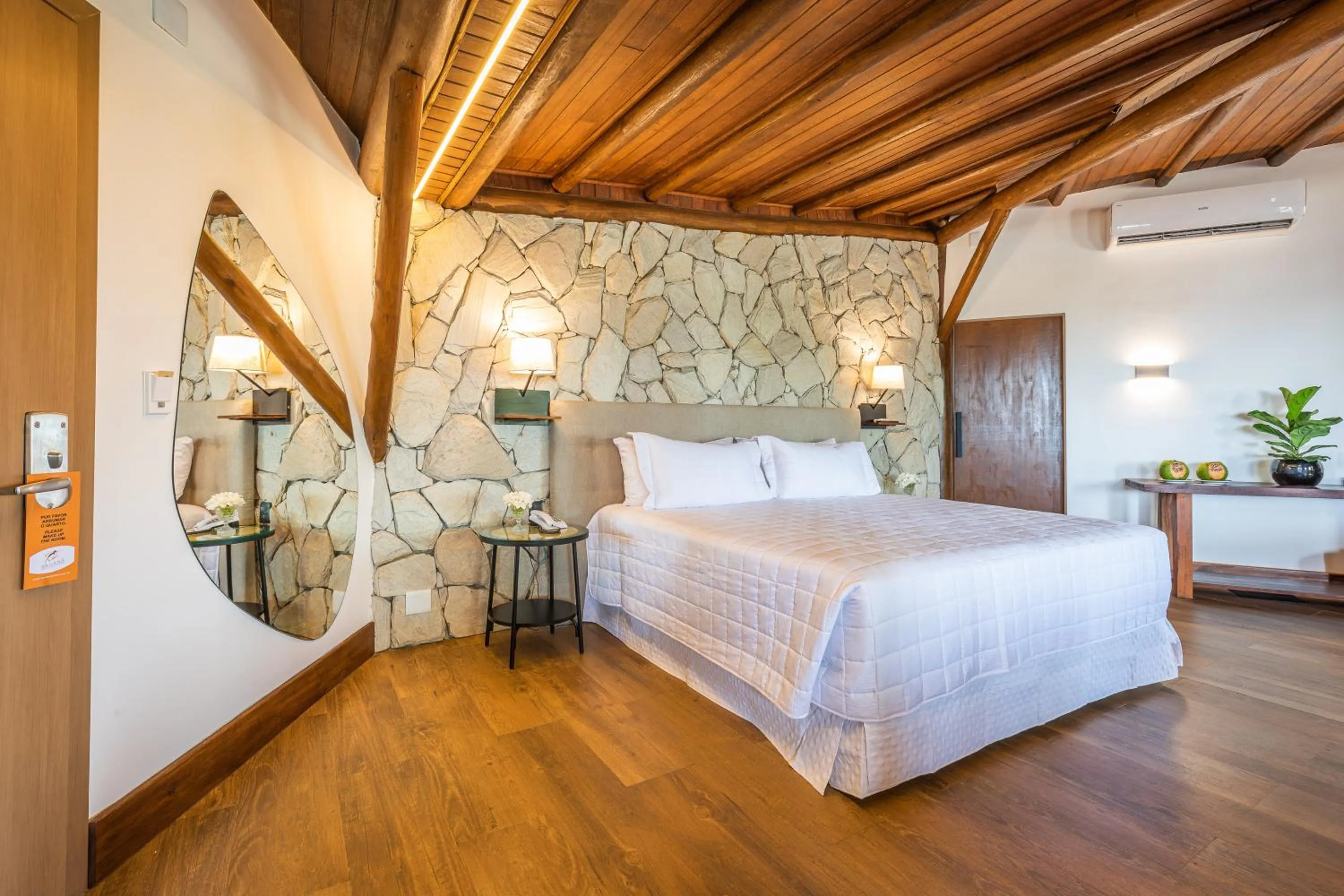 Photo of the whole room, Bed in Aruanã Eco Praia Hotel