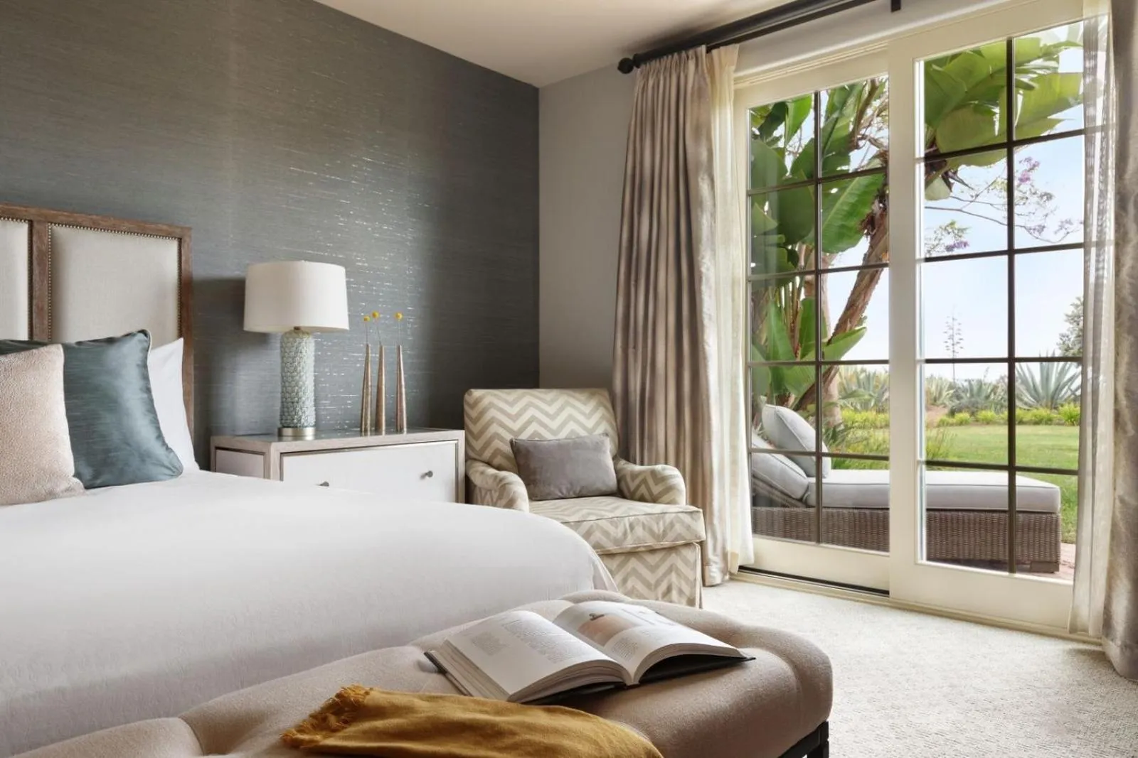 Bed in Terranea Resort