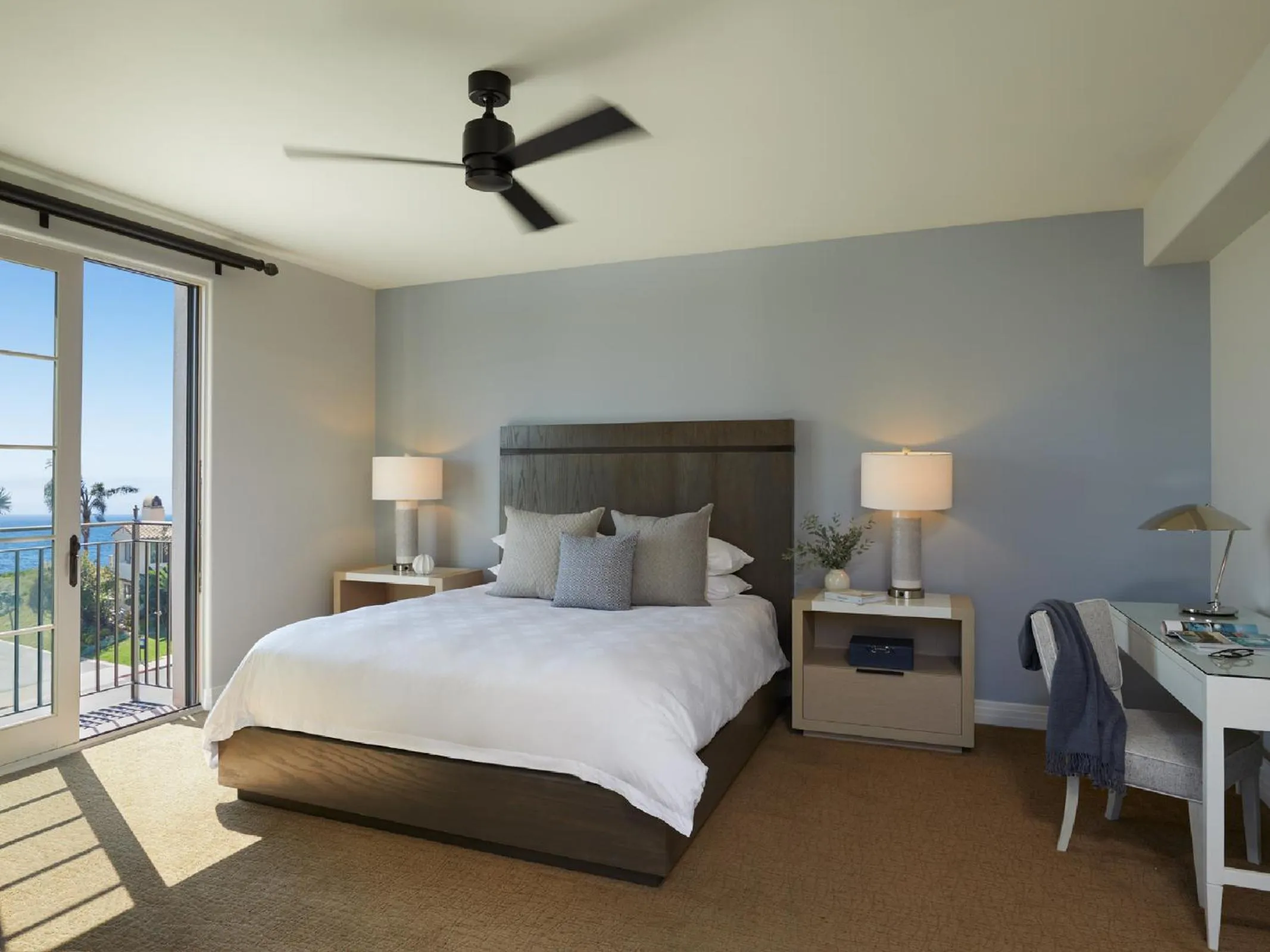 Bed in Terranea Resort