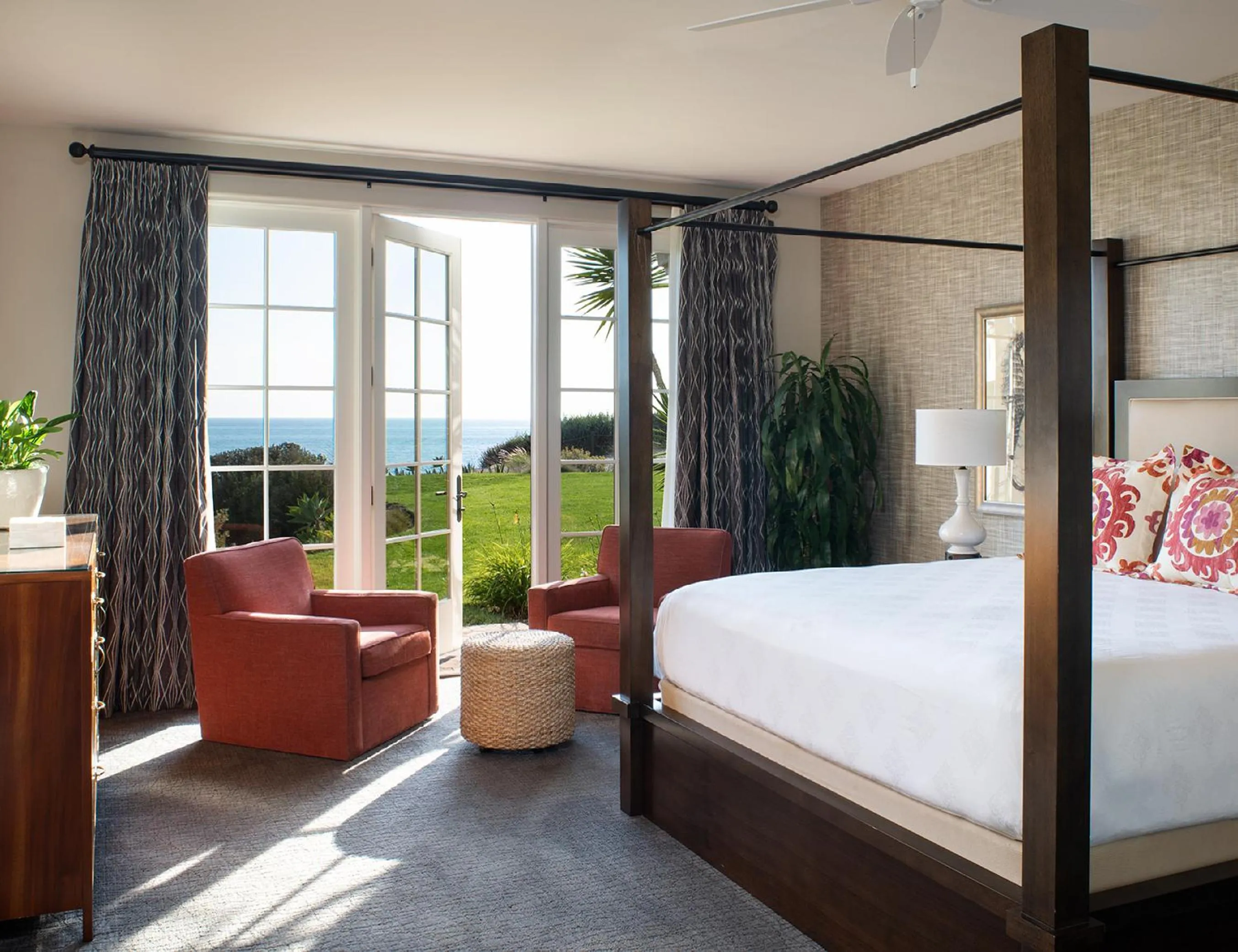 Bed in Terranea Resort