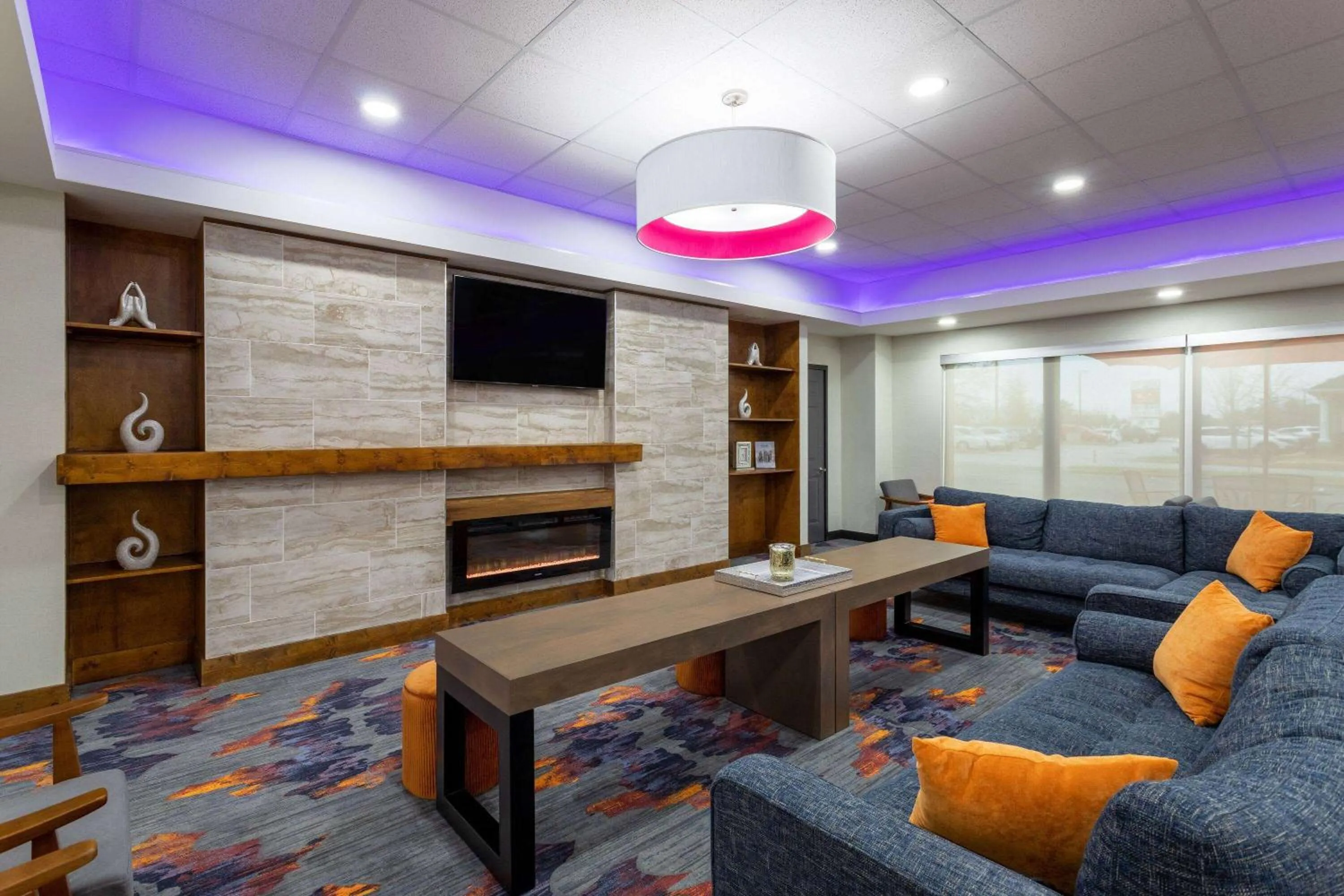 Lobby or reception in La Quinta Inn & Suites by Wyndham Augusta Fort Eisenhower