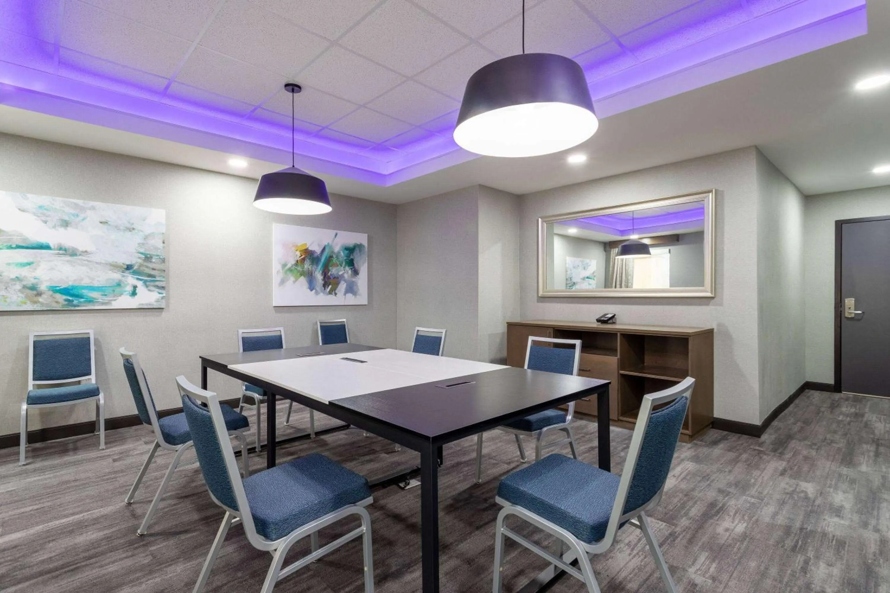 Meeting/conference room in La Quinta Inn & Suites by Wyndham Augusta Fort Eisenhower
