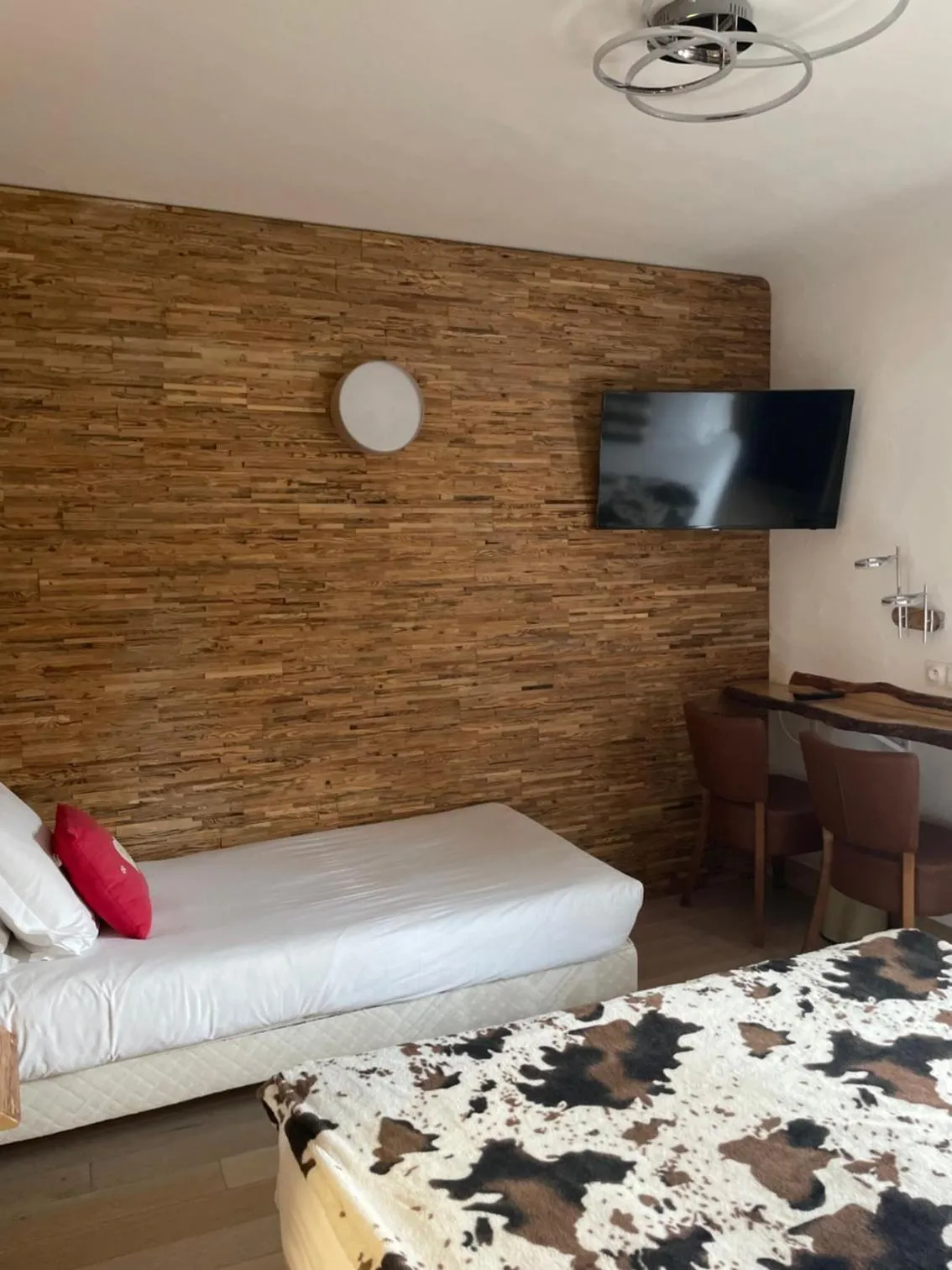 Bed in Hôtel Chastellares