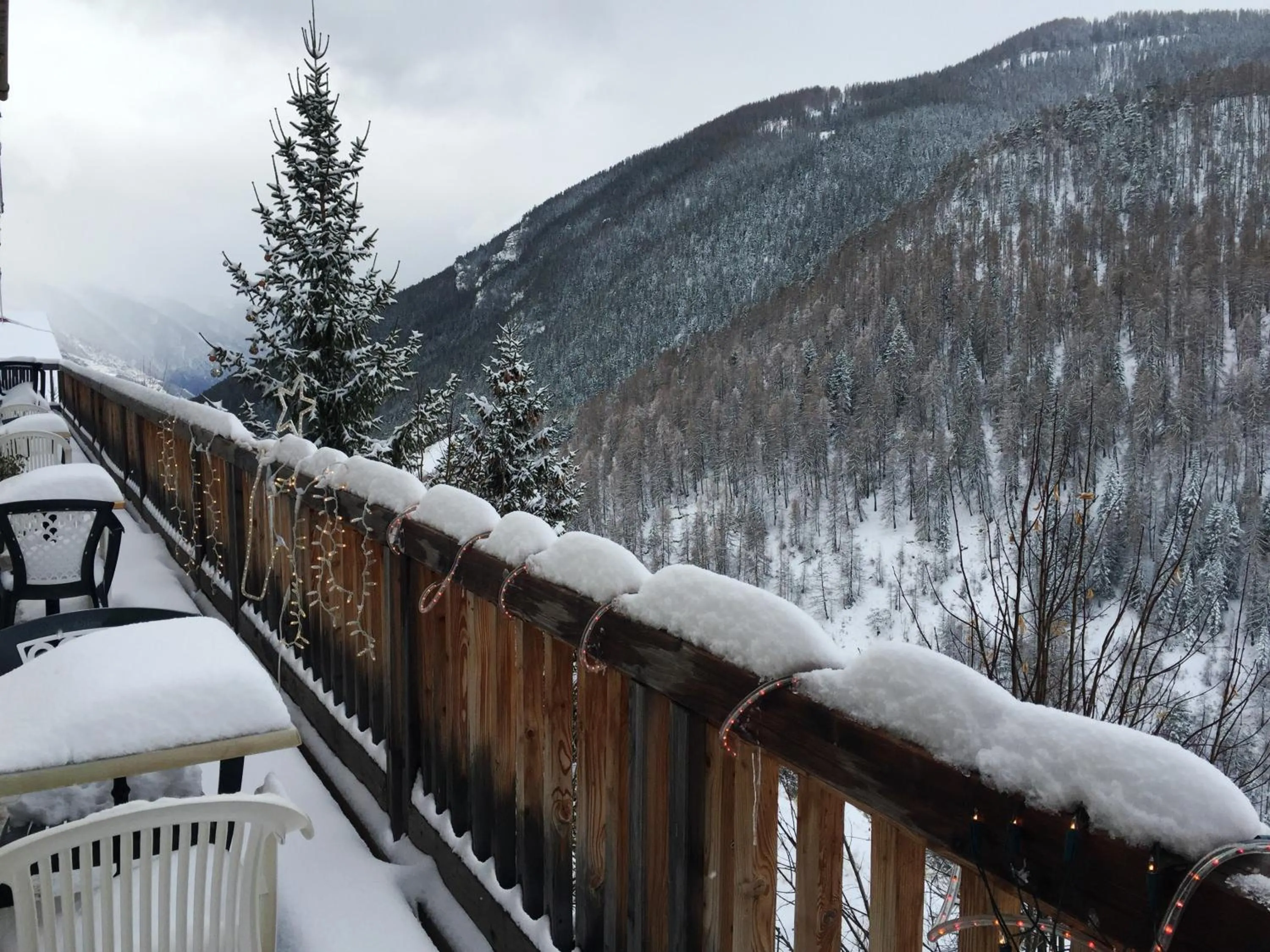 Natural landscape in Hôtel Chastellares