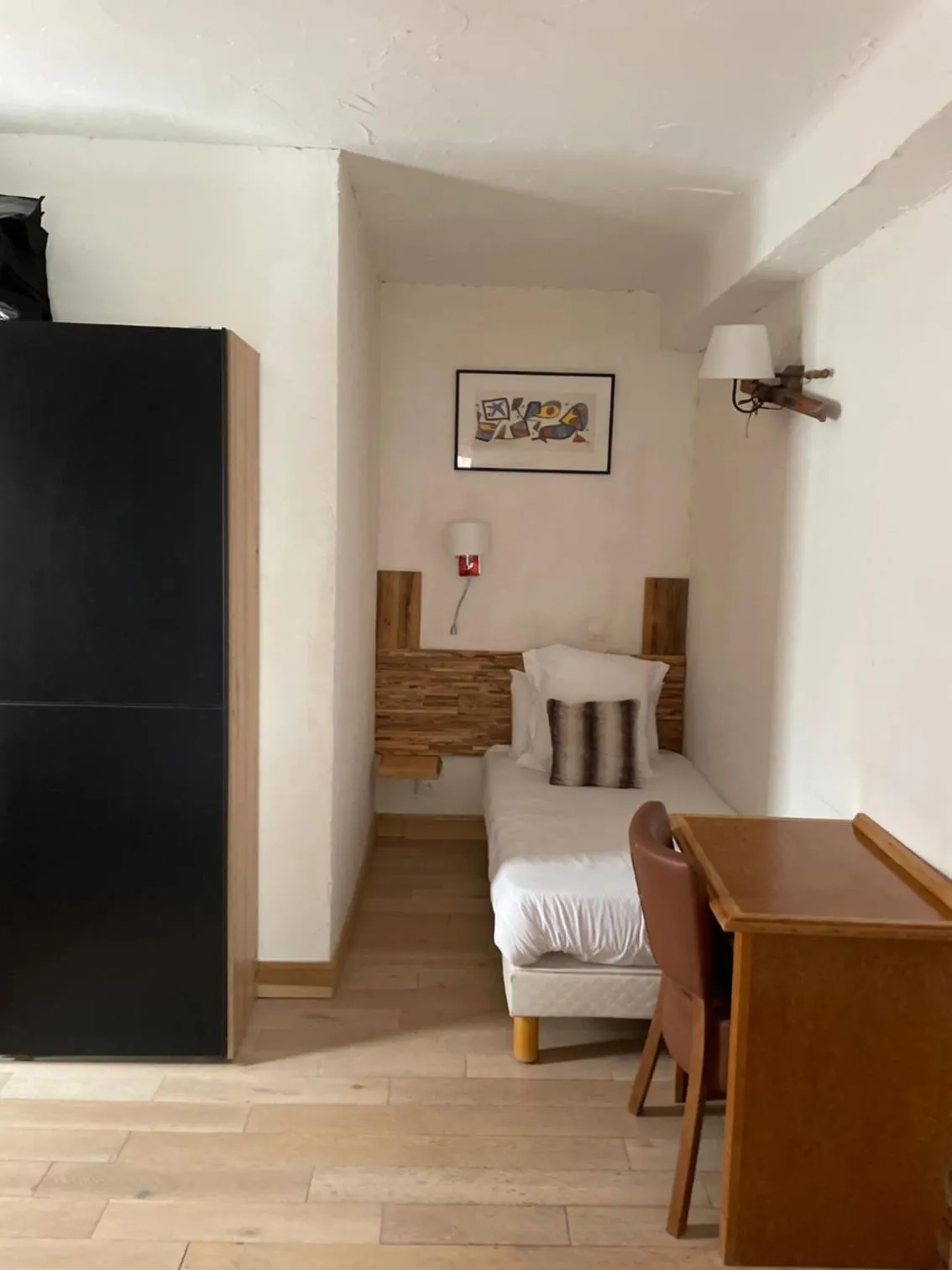 Bed in Hôtel Chastellares