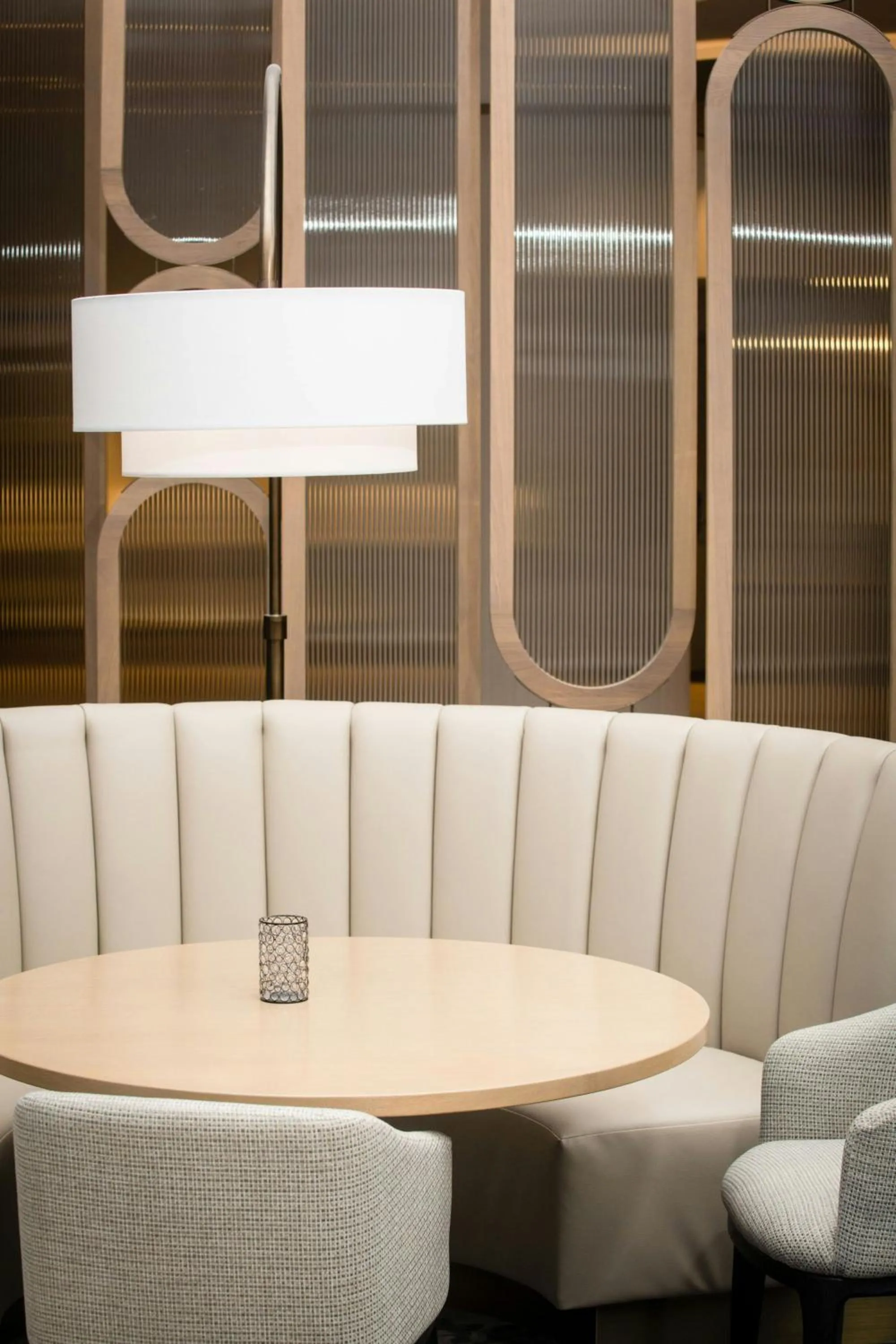 Restaurant/places to eat in Marriott Long Beach Downtown