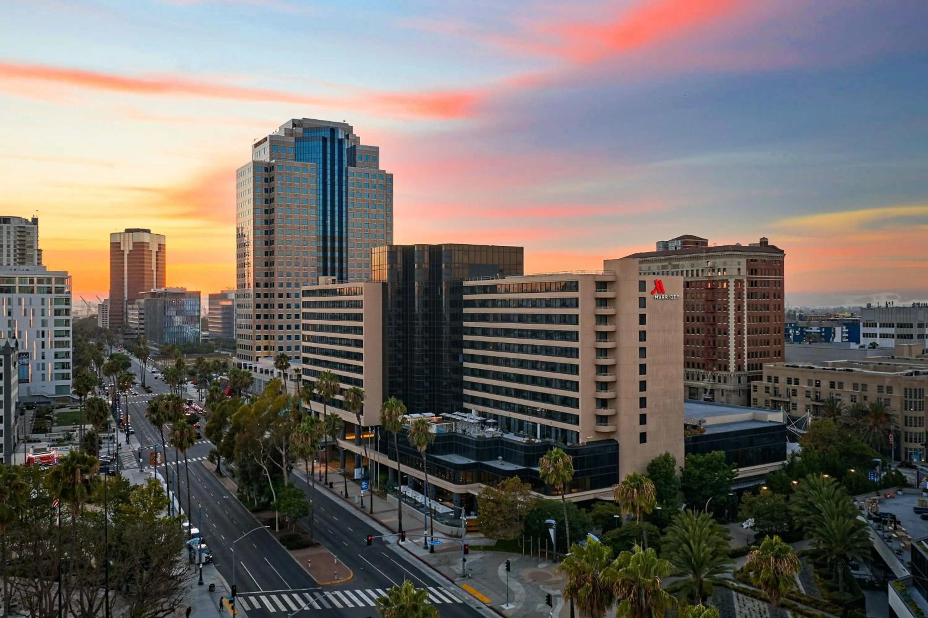 Property building in Marriott Long Beach Downtown