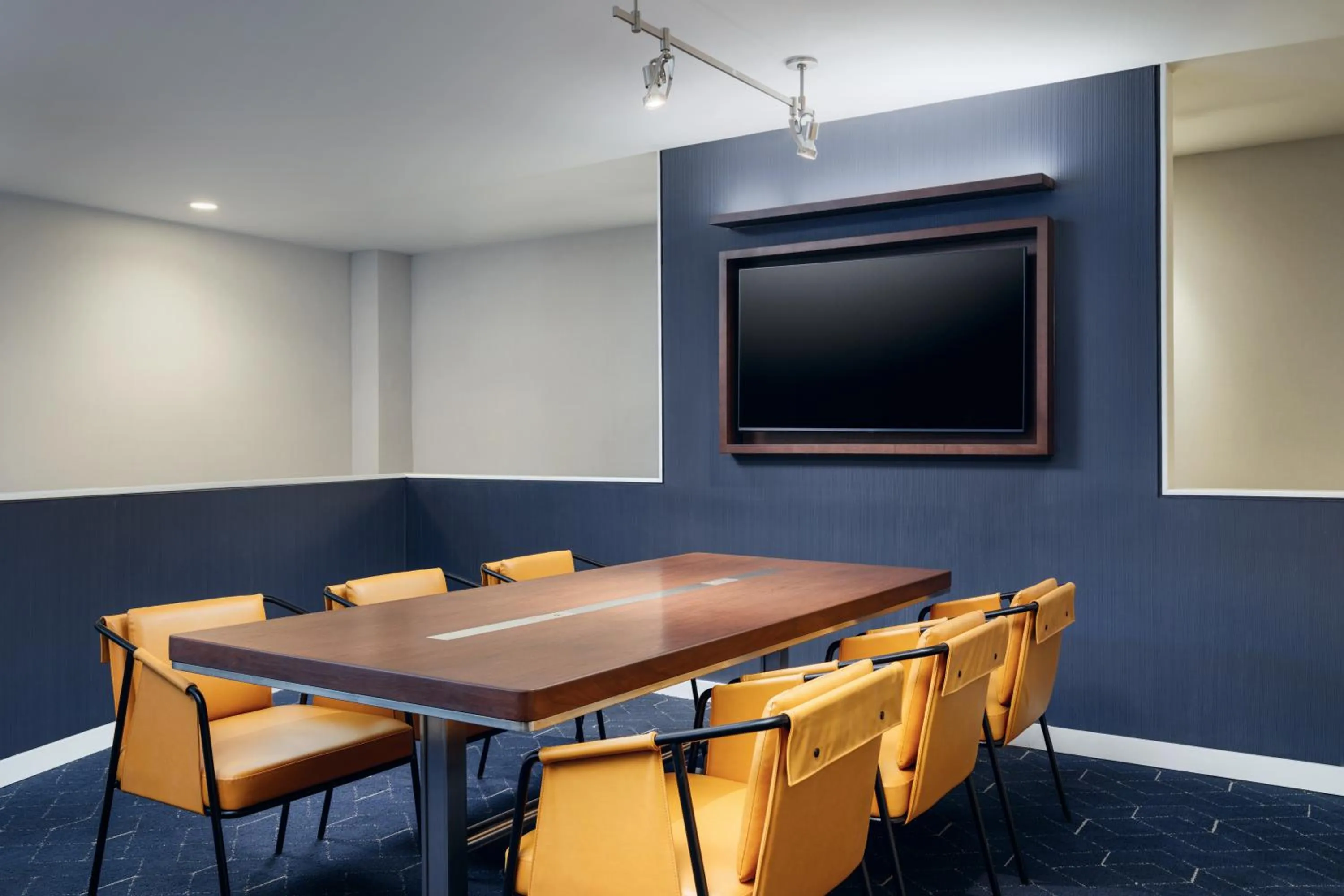Meeting/conference room in Courtyard by Marriott Little Rock West