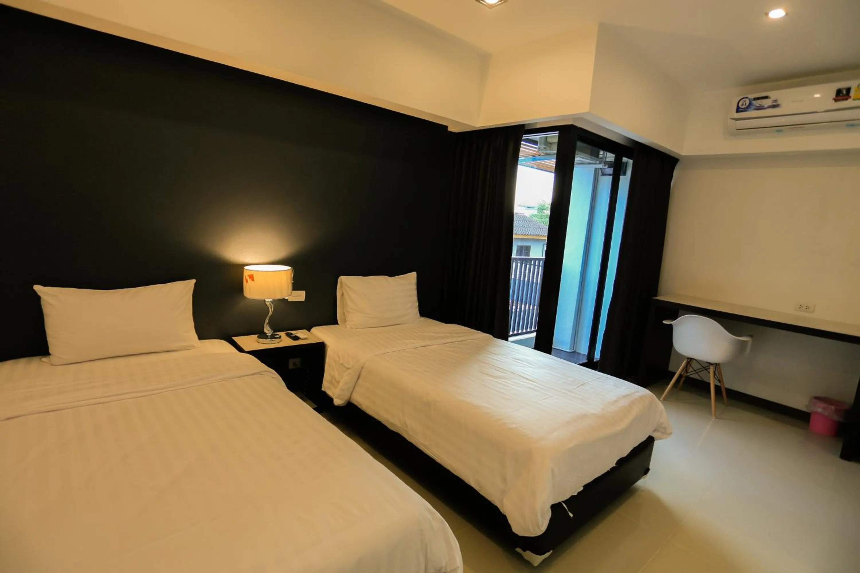 Photo of the whole room, Bed in Khonkaen Residence