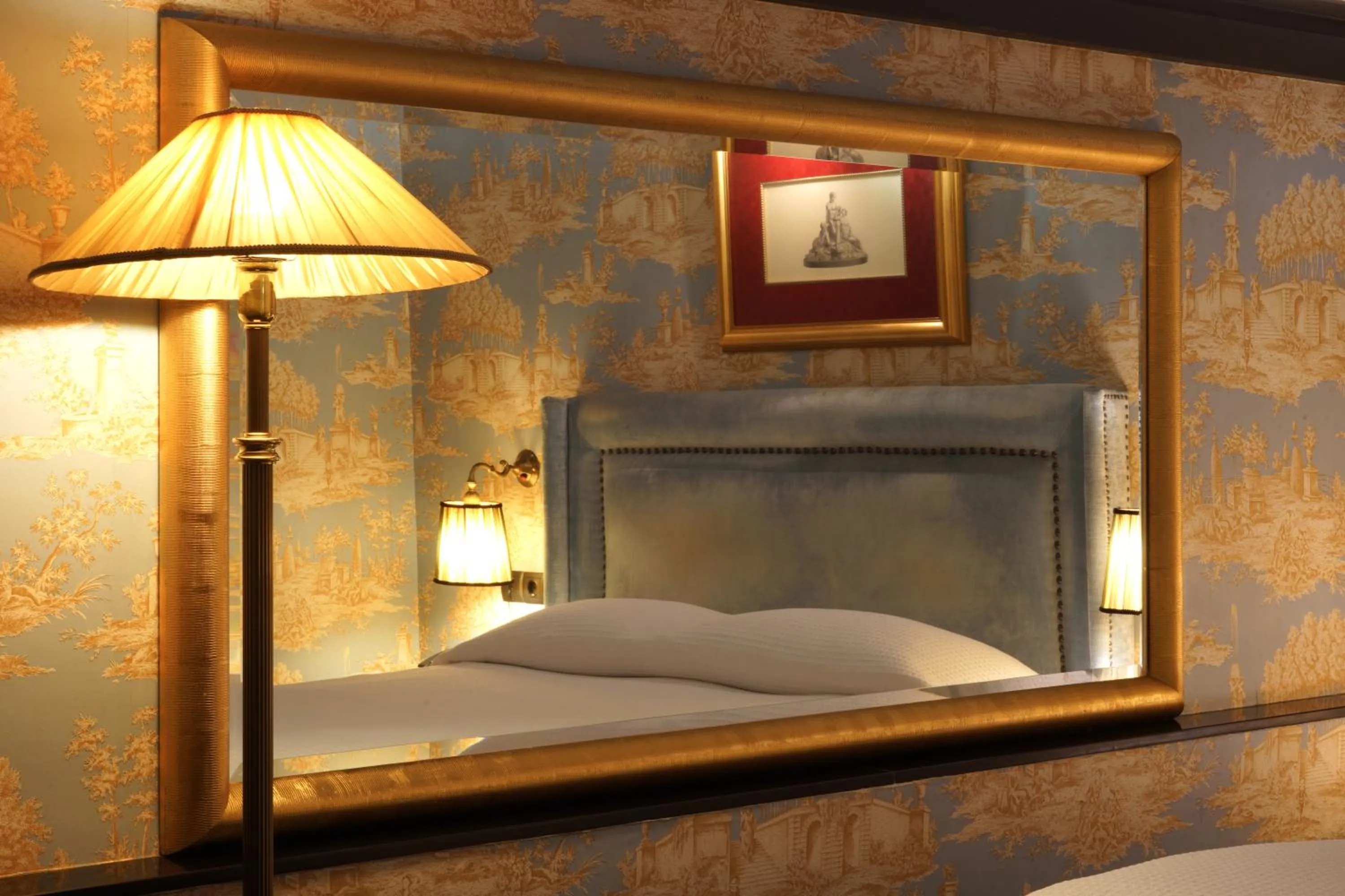 Bedroom, Bed in Maison Grecque Hotel Extraordinaire