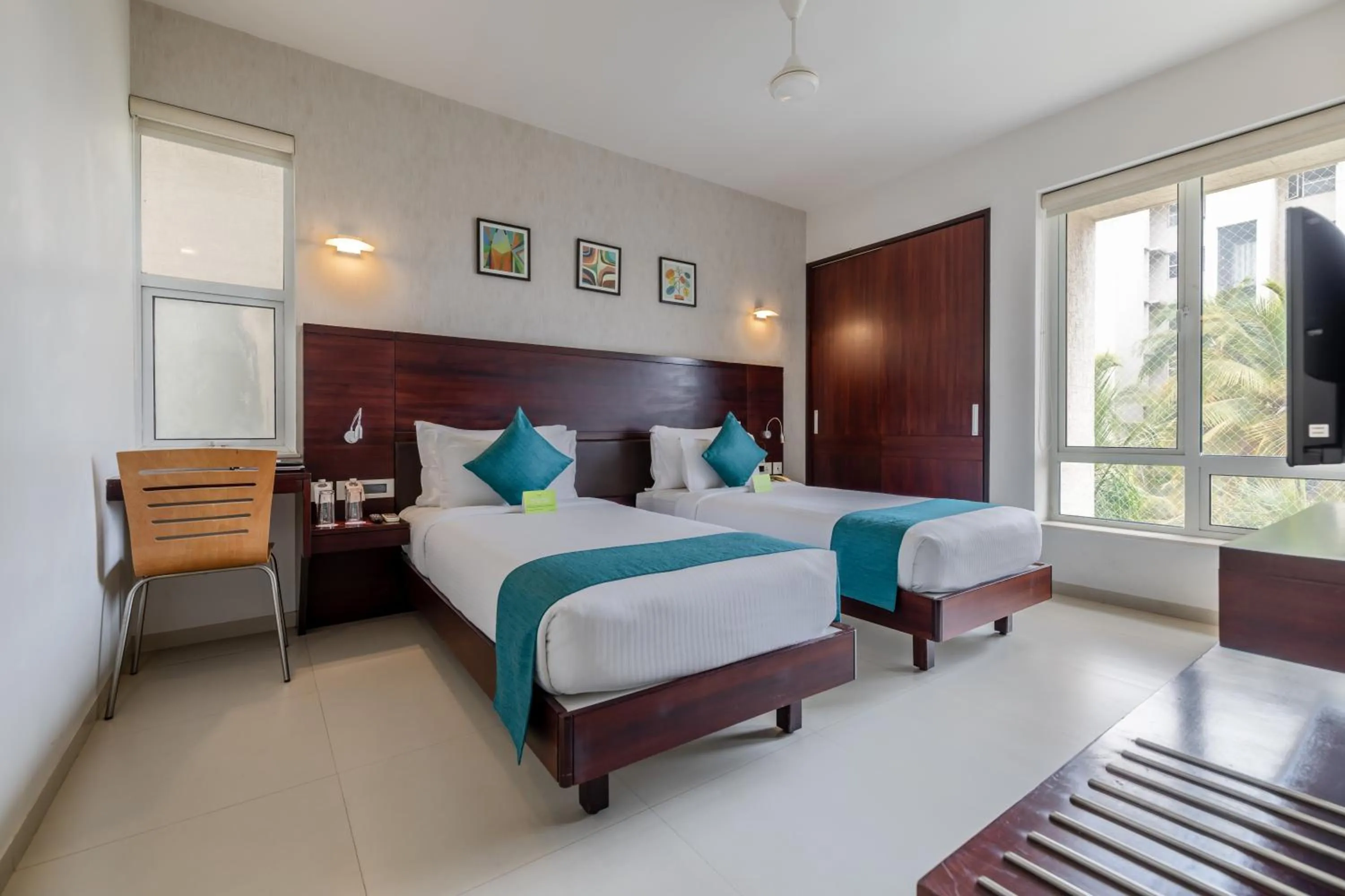 Bed in Quality Inn Patria Suites, Rajkot