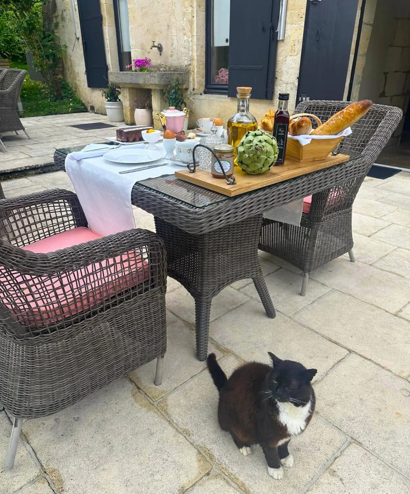 Food and drinks in Château de Courtebotte