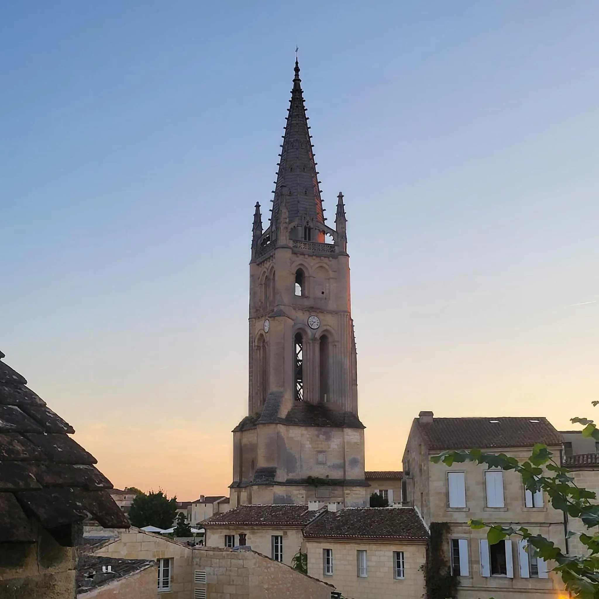Nearby landmark in Château de Courtebotte
