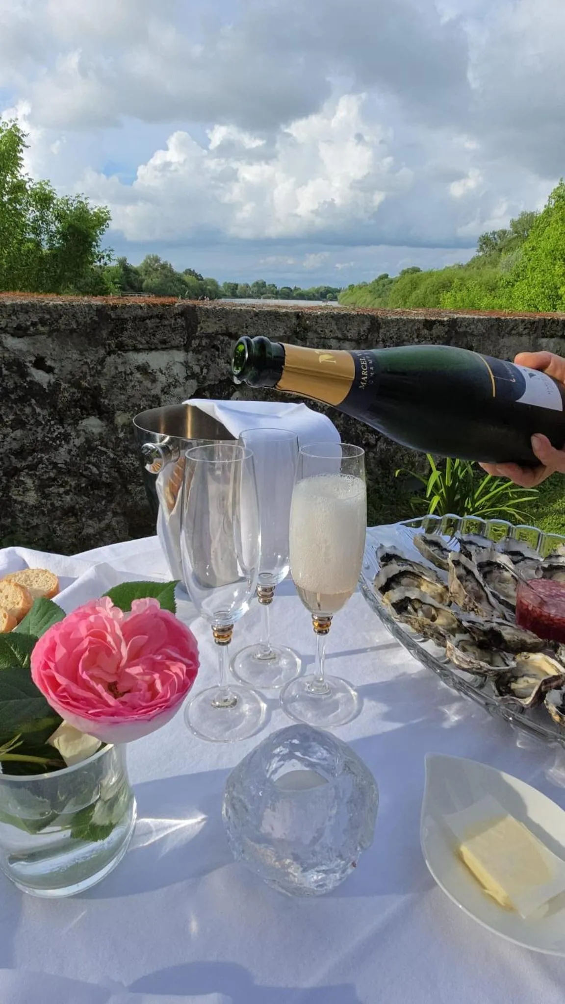 Food and drinks in Château de Courtebotte