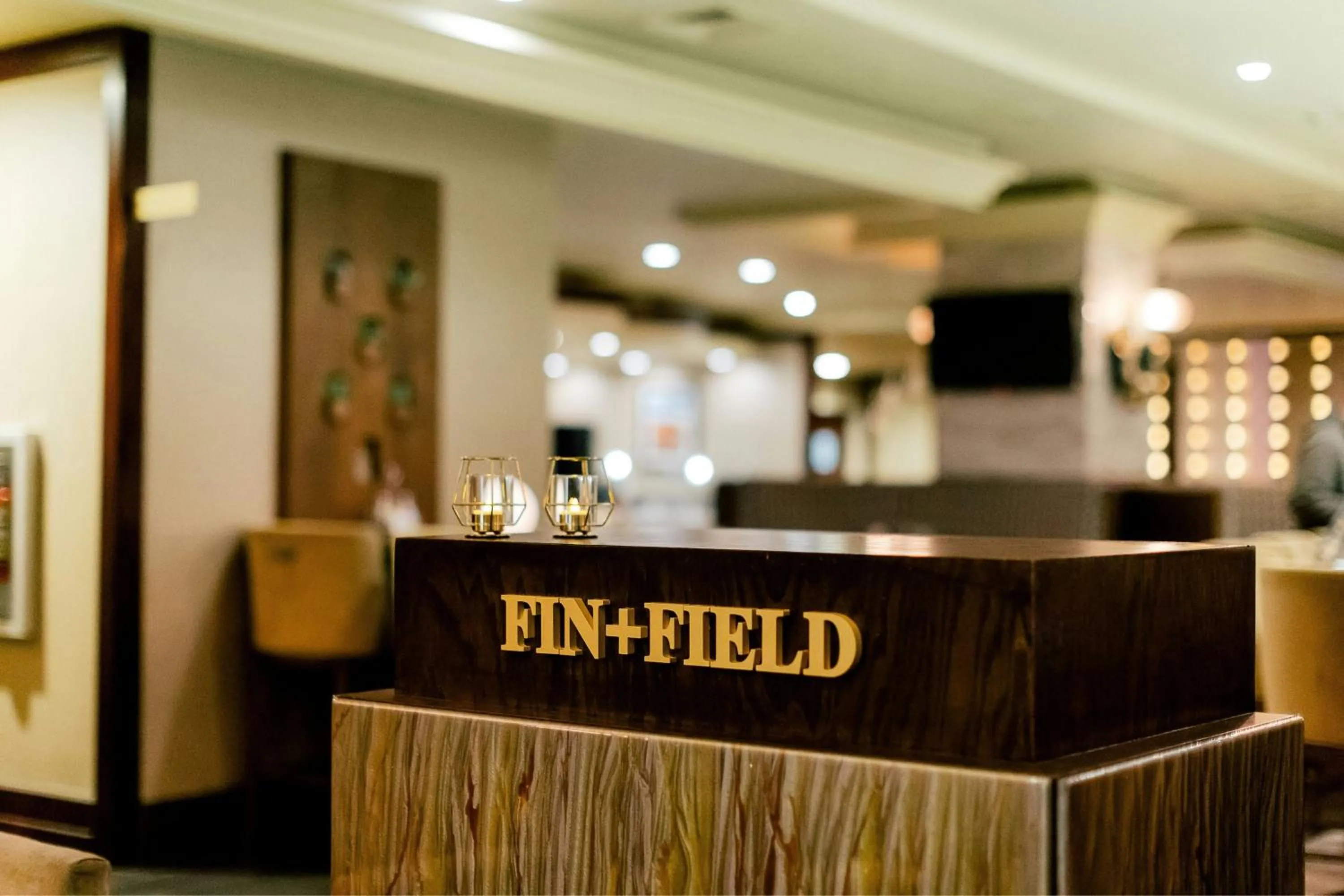 Restaurant/places to eat in Monterey Marriott