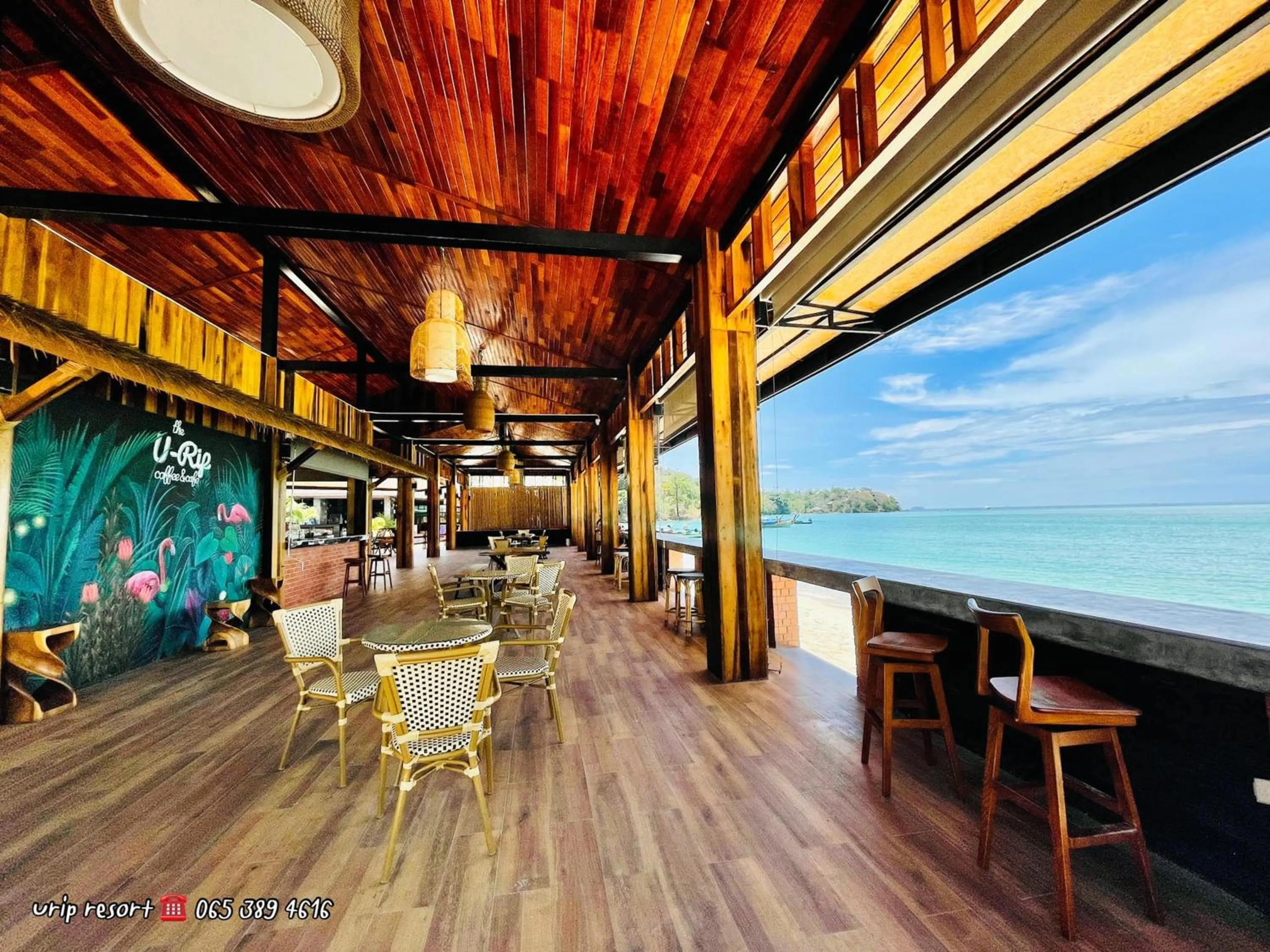 Restaurant/places to eat in U Rip Resort Phi Phi Hotel