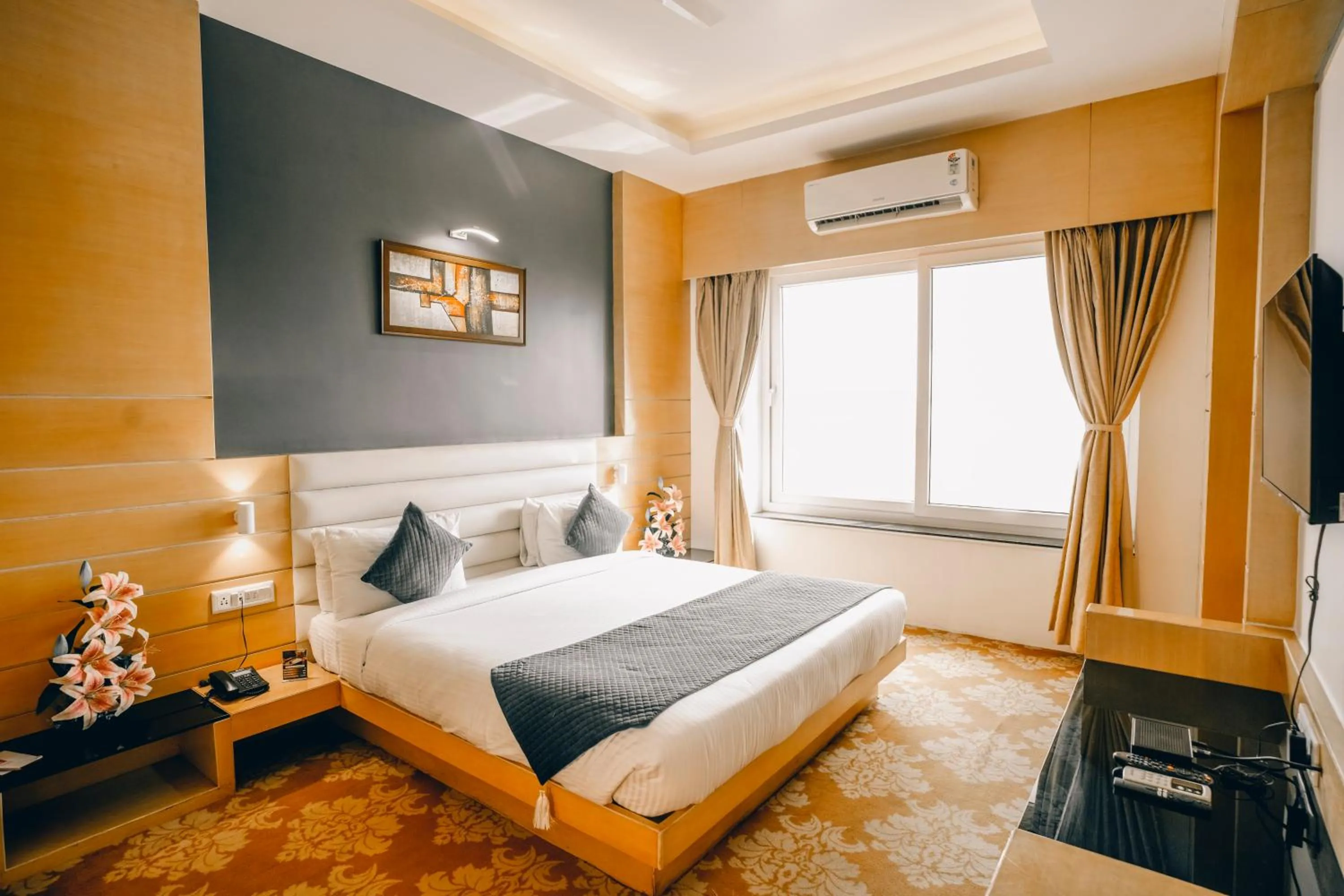 Bed in Imperial Heights