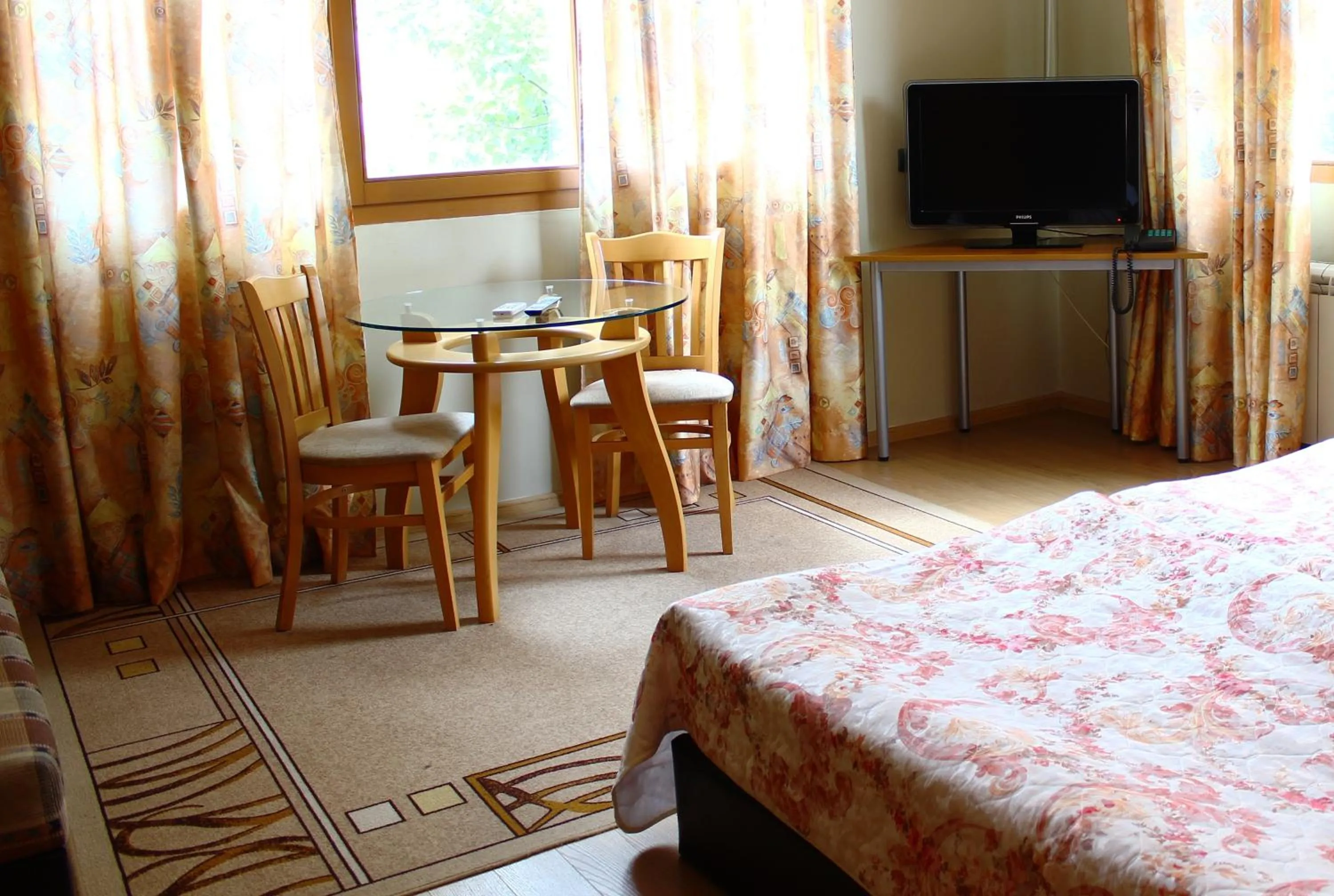 Photo of the whole room in Family Hotel Sonata