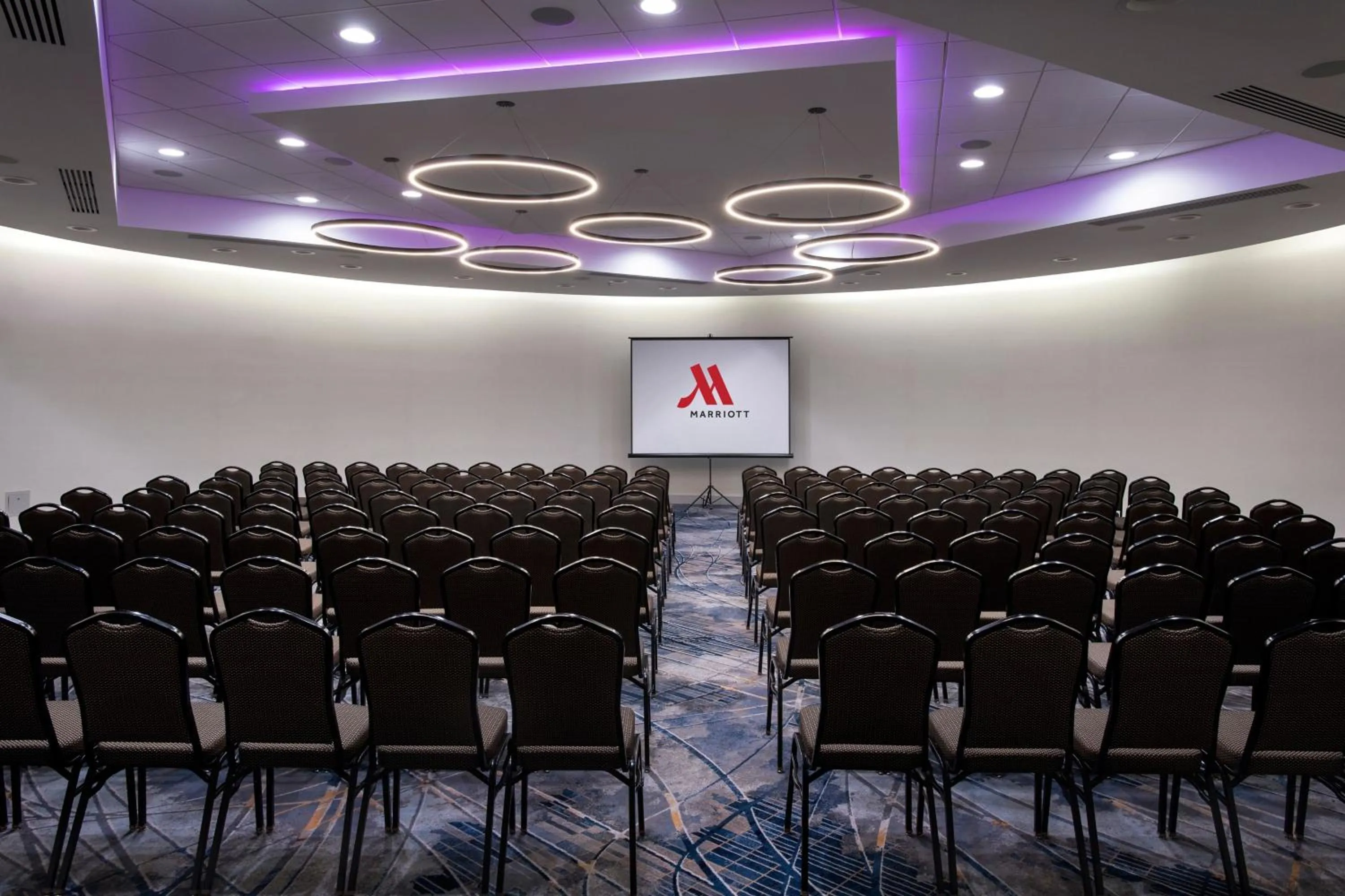 Meeting/conference room in Long Island Marriott Hotel