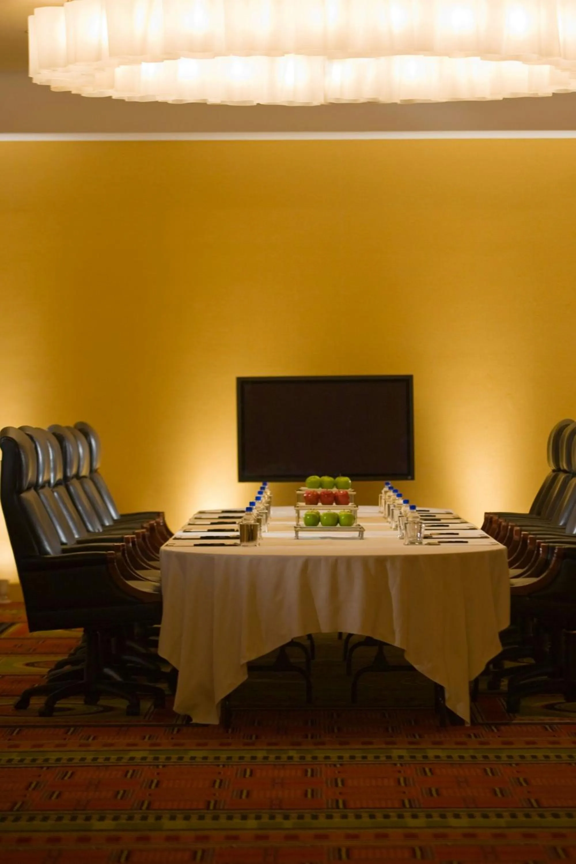 Meeting/conference room in Long Island Marriott Hotel