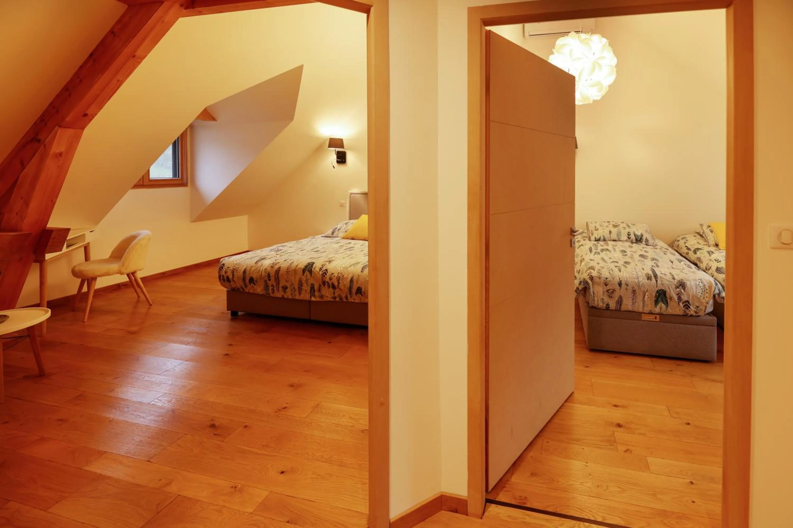 Bedroom, Bed in Maison d'hôtes & SPA La Scierie