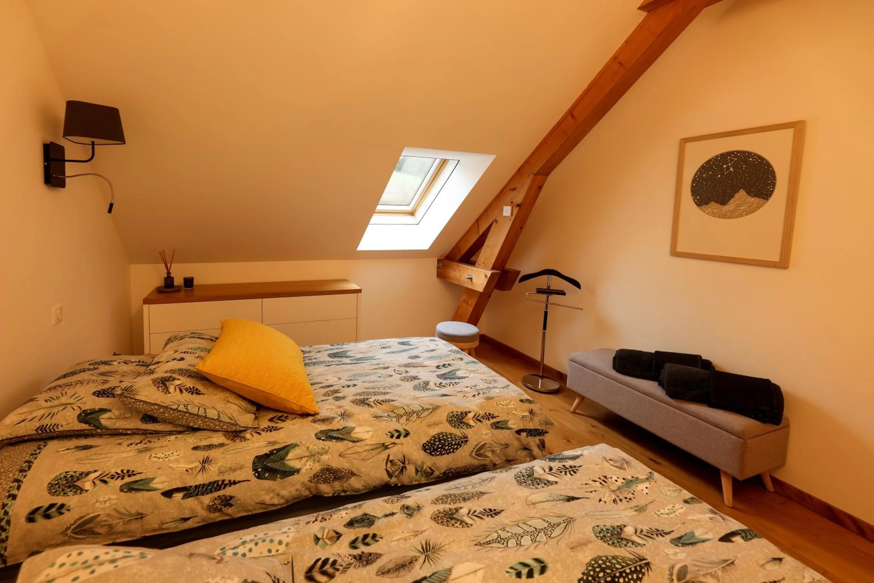 Bedroom, Bed in Maison d'hôtes & SPA La Scierie