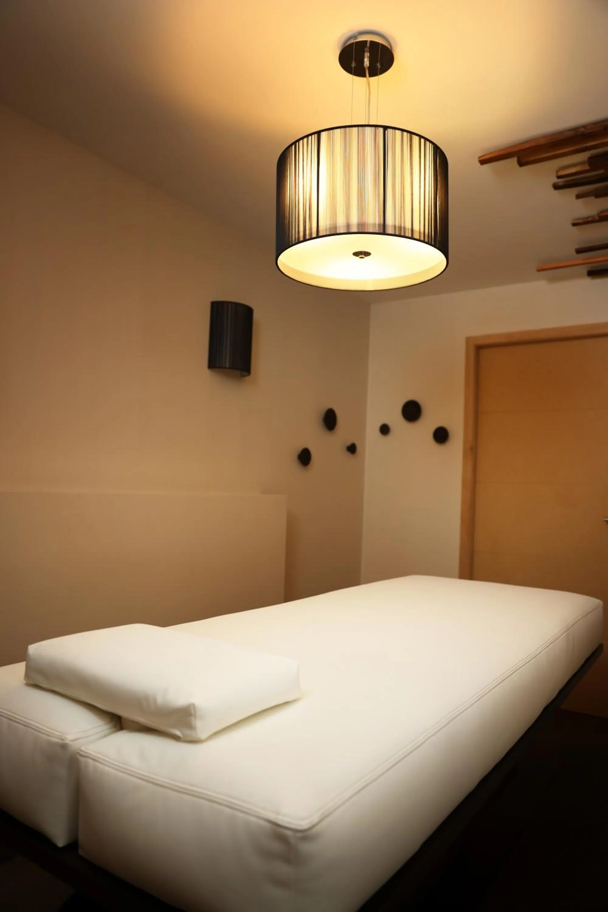 Massage, Bed in Maison d'hôtes & SPA La Scierie