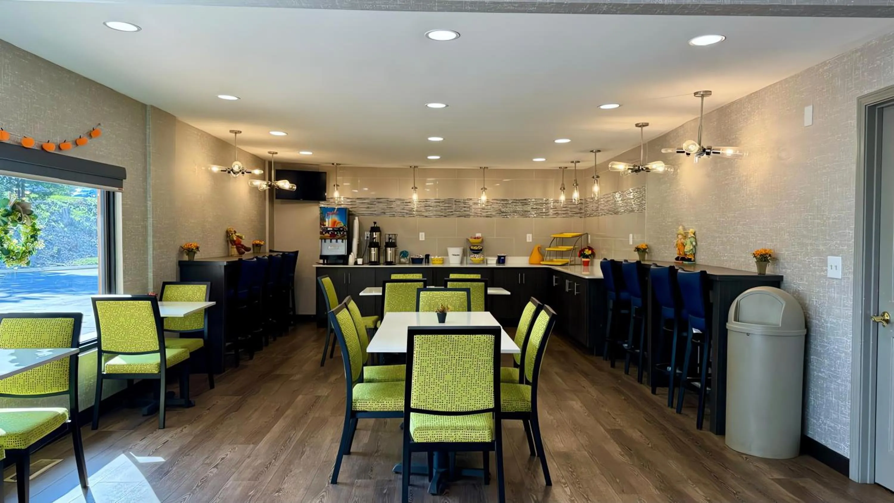 Breakfast in Days Inn by Wyndham Cookeville