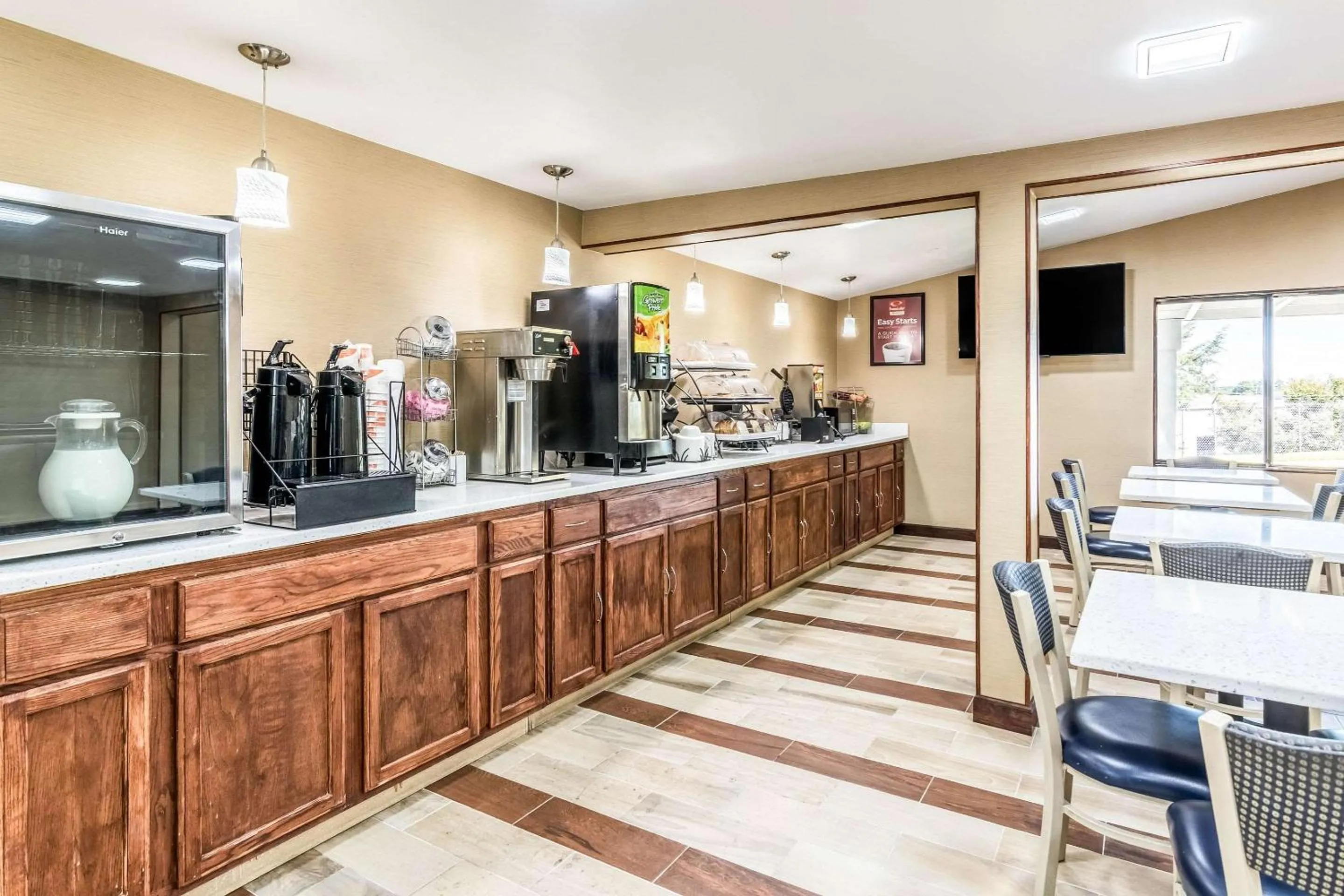 Restaurant/places to eat in Econo Lodge Gastonia North