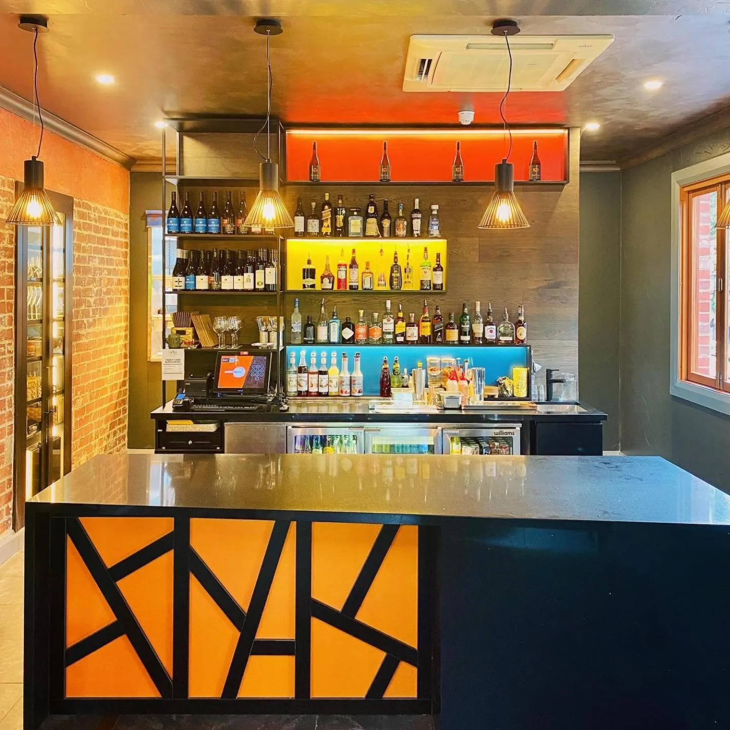 Restaurant/places to eat in Oakdene Vineyards Guesthouse