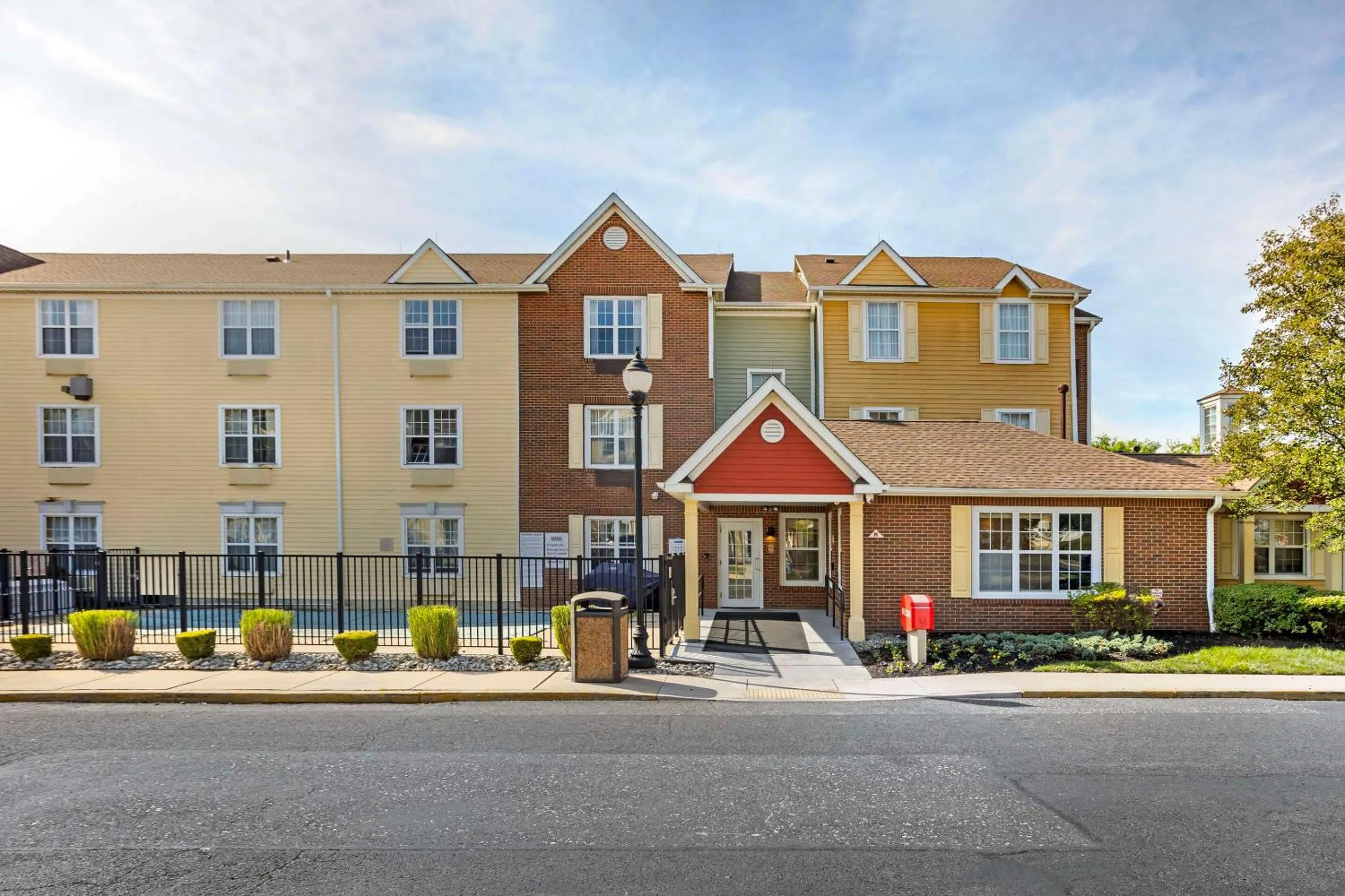 Property building in MainStay Suites Mt Laurel - Philadelphia