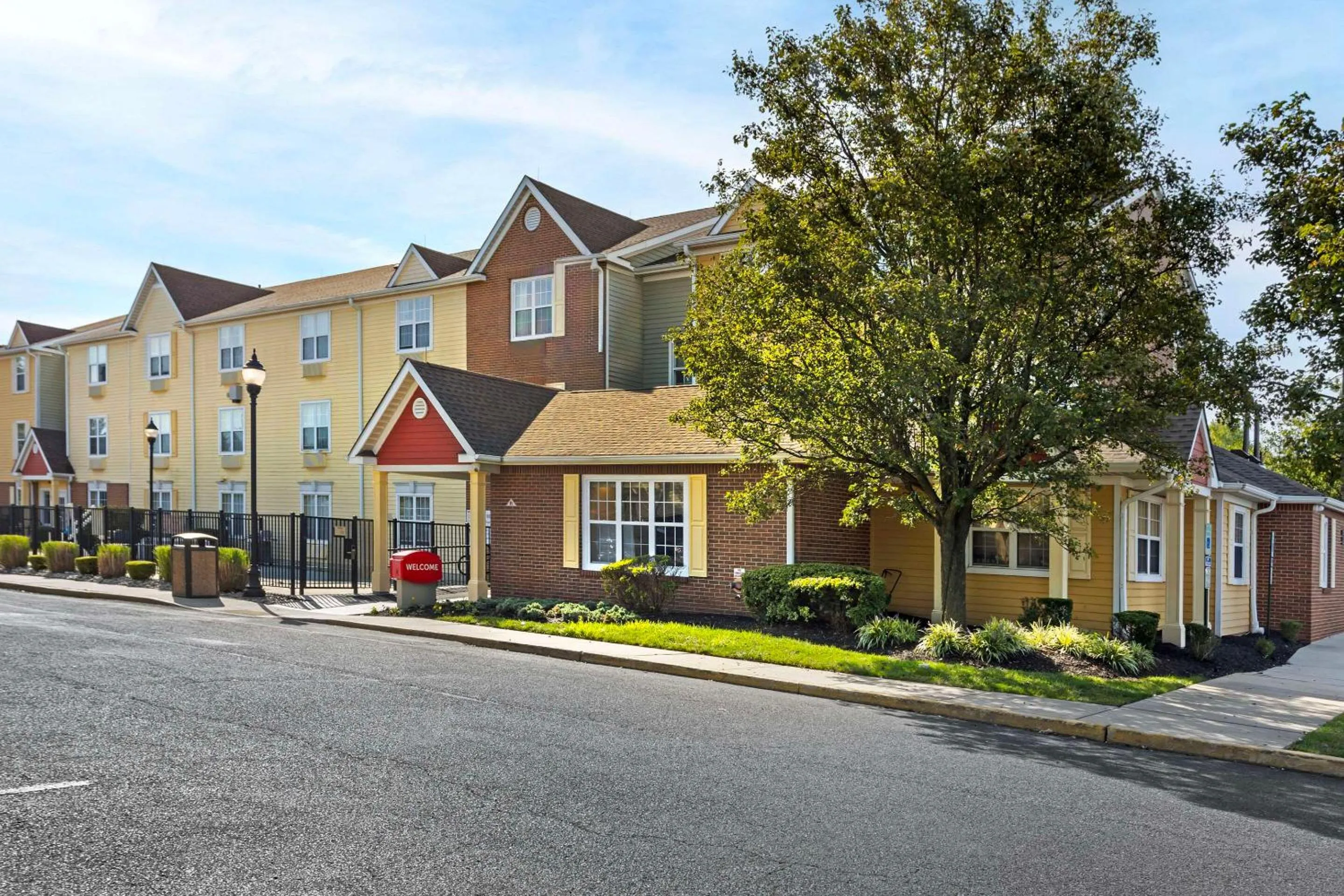 Property building in MainStay Suites Mt Laurel - Philadelphia