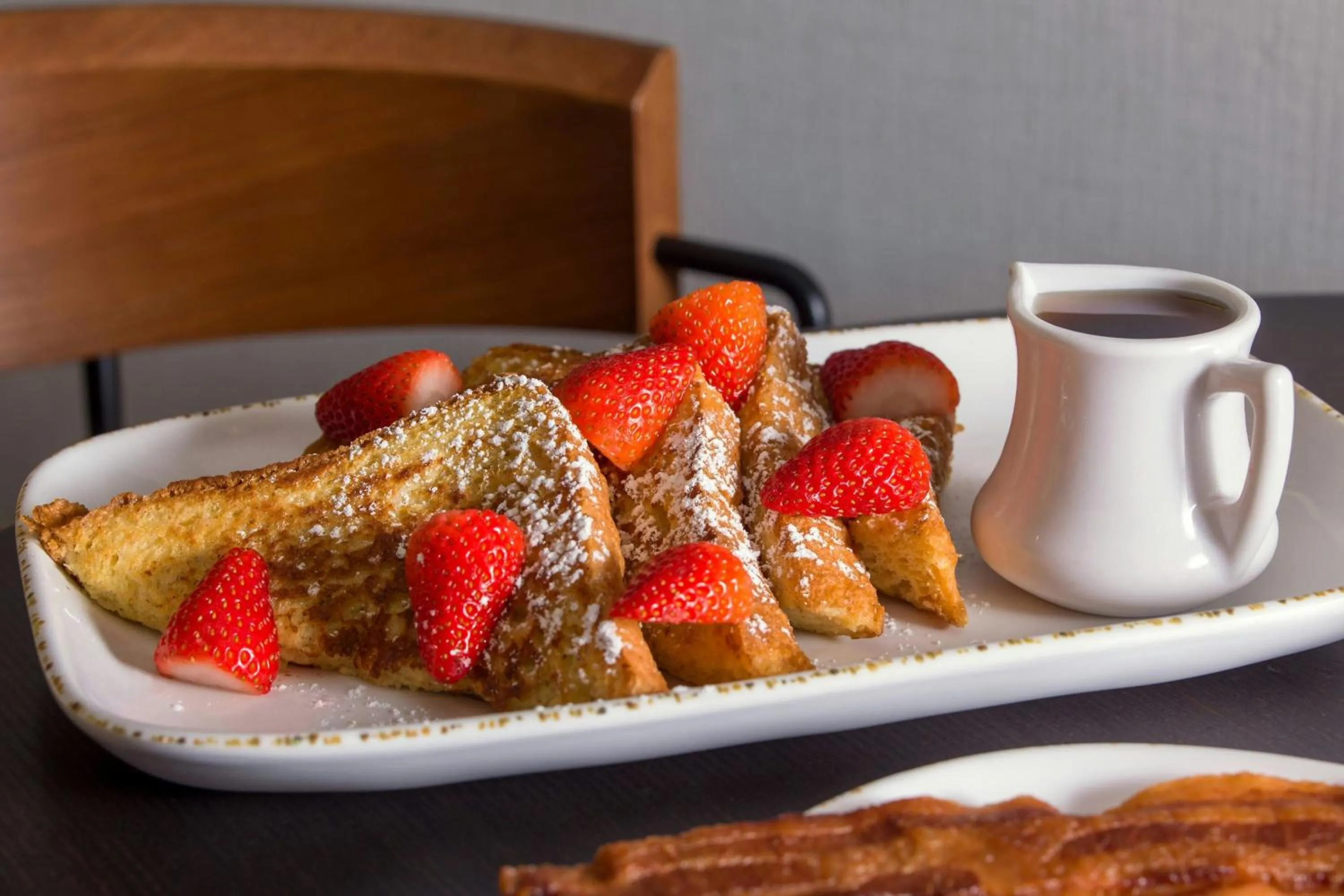 Breakfast in Courtyard by Marriott Phoenix Airport