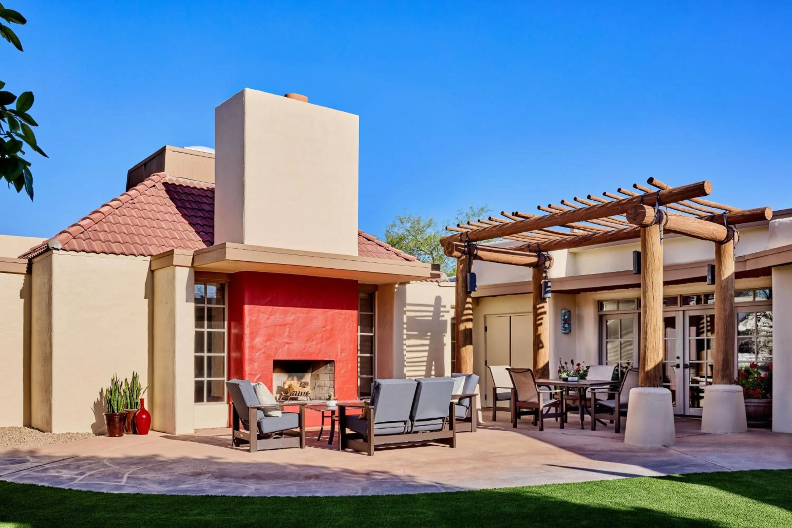 Photo of the whole room in JW Marriott Scottsdale Camelback Inn Resort & Spa