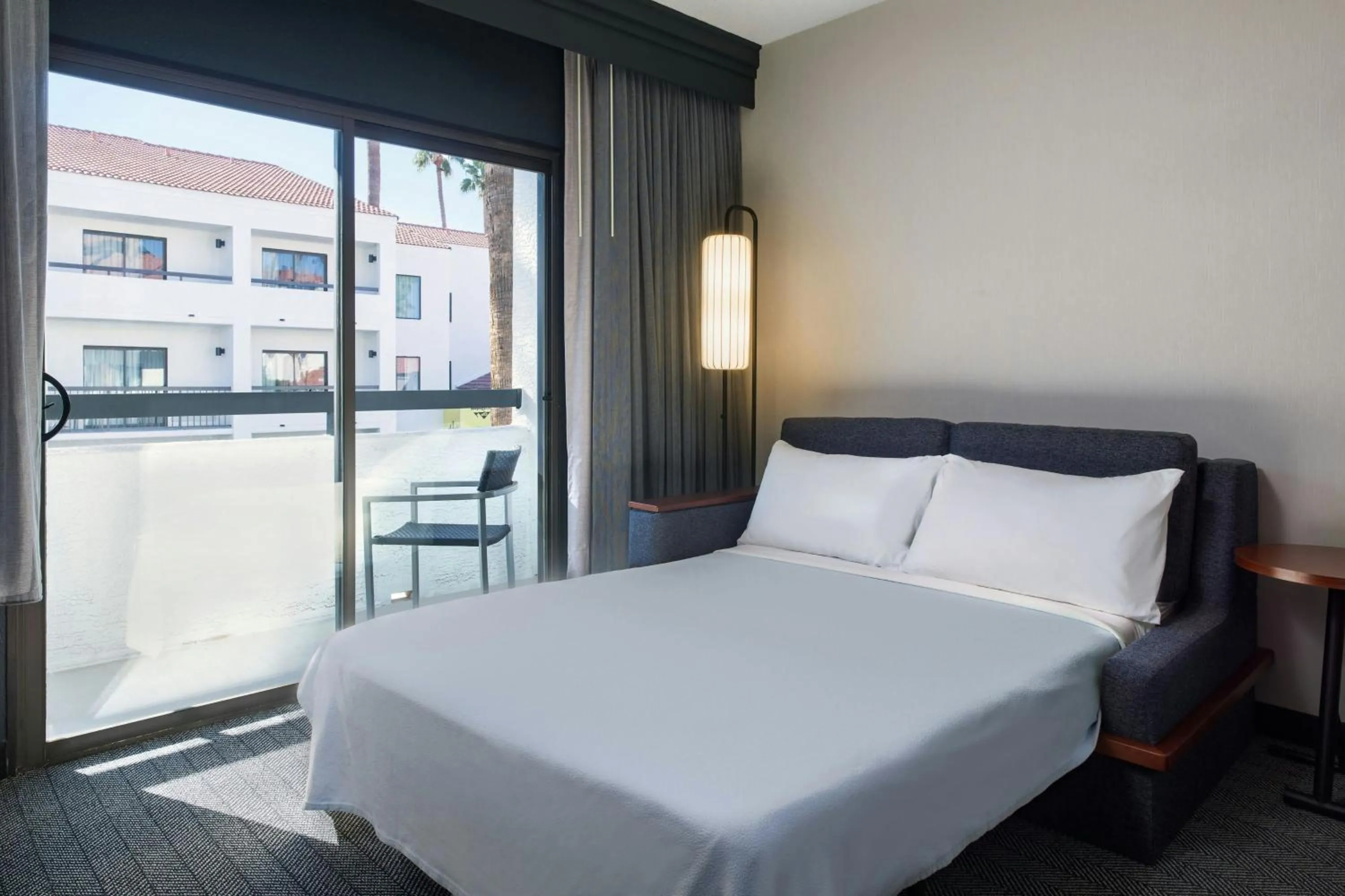 Bedroom, Bed in Courtyard by Marriott Phoenix North