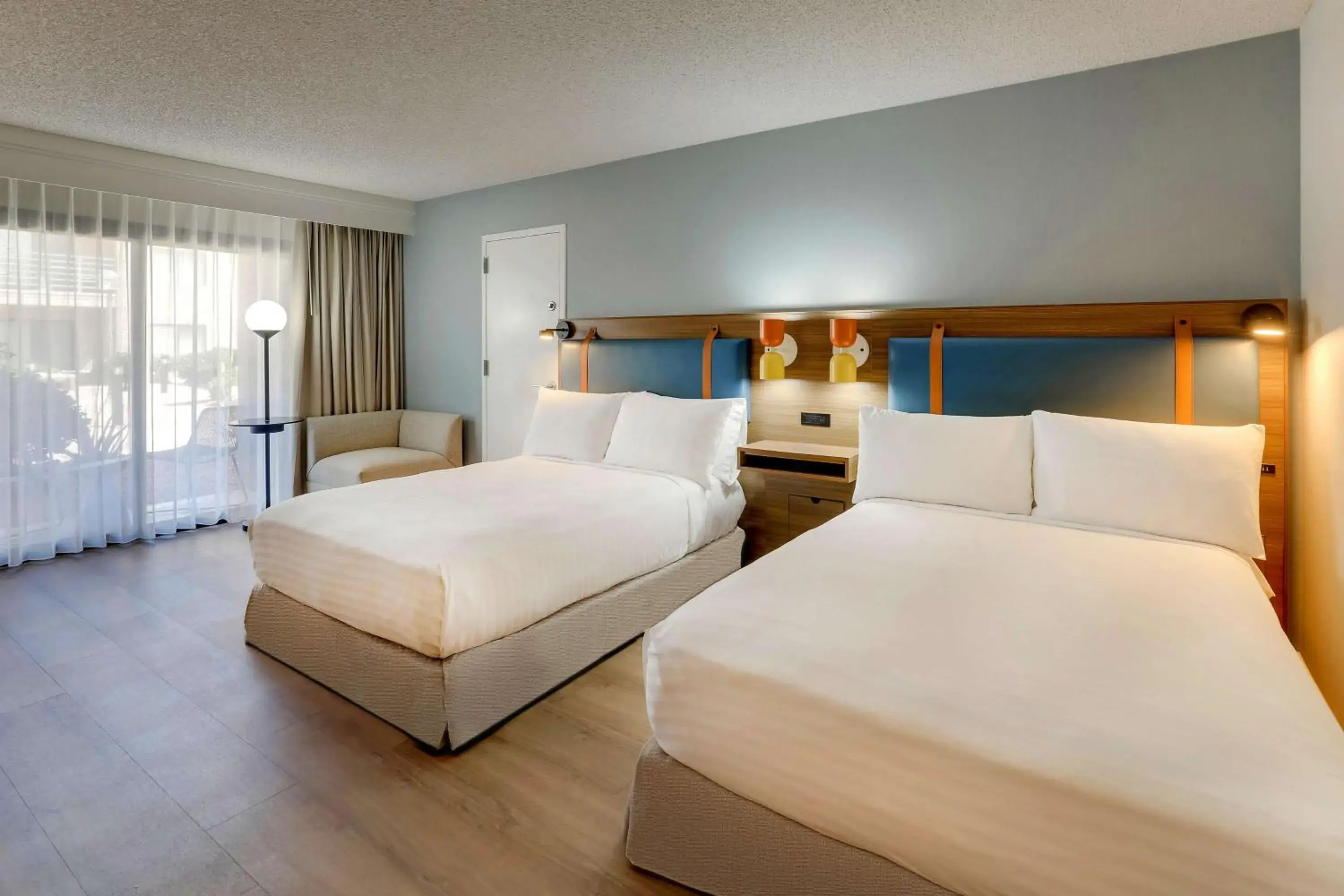 Mobility Accessible Deluxe Two Doubles Roll-In Shower in Sonesta Select Scottsdale at Mayo Clinic Campus Mobility Accessible Deluxe Two Doubles Roll-In Shower in Sonesta Select Scottsdale at Mayo Clinic Campus